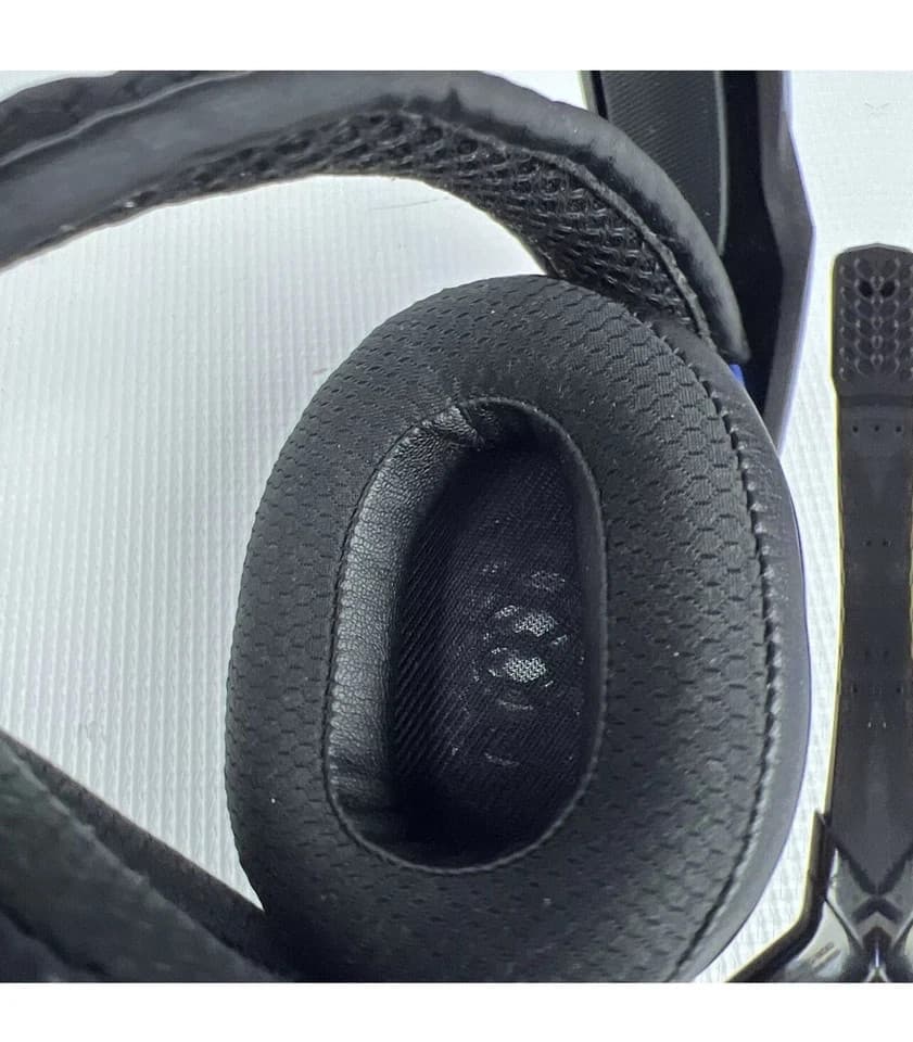Plantronics RIG 800HS Wireless Headset for PlayStation 4, (NO USB Receiver) - Thumbnail 3