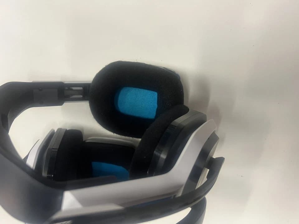 2 X ASTRO Gaming A20 Wireless Headset Gen 2 - PS4,PS5, PC & Mac AS-IS - Thumbnail 5