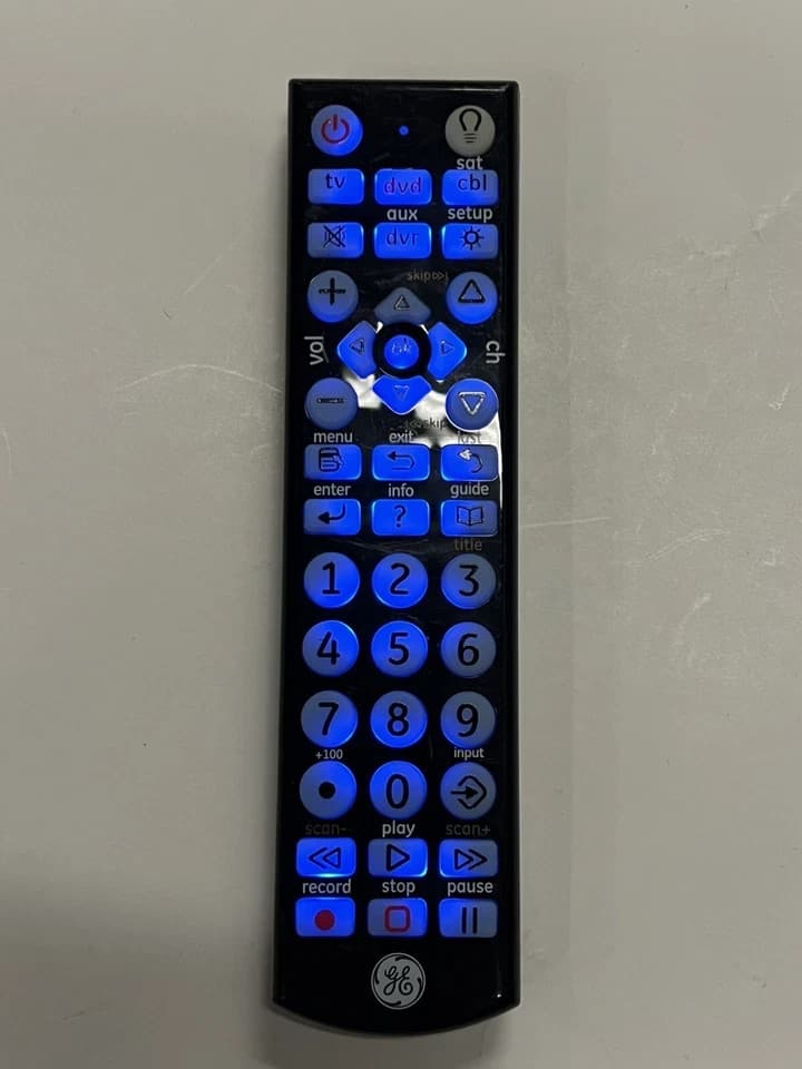 GE RC24116-B Big Button Blue LED Backlit Universal Remote Control - Thumbnail 2