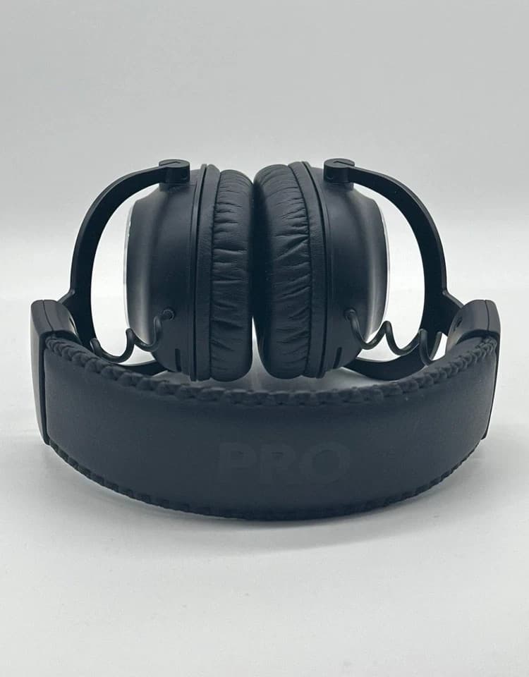 Logitech G PRO Stereo Gaming Headset - SLIGHTLY USED - (No Microphone Included) - Thumbnail 8