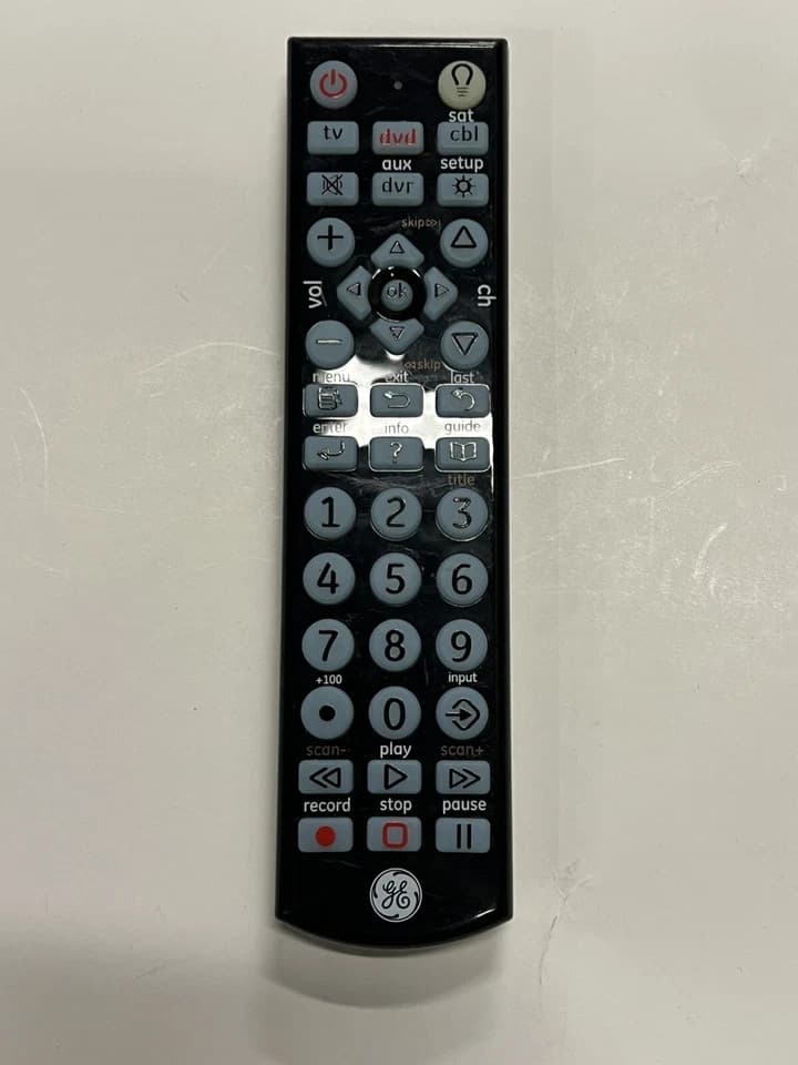GE RC24116-B Big Button Blue LED Backlit Universal Remote Control - Thumbnail 3