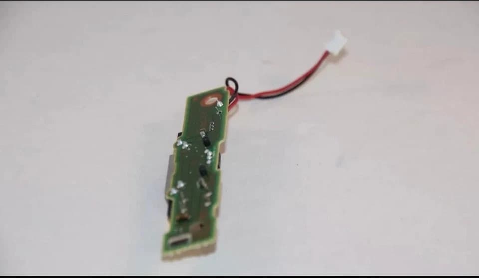 ORIGINAL OEM NINTENDO WII U CHARGING PORT CONNECTOR REPAIR PARTS WII U PARTS - Thumbnail 4