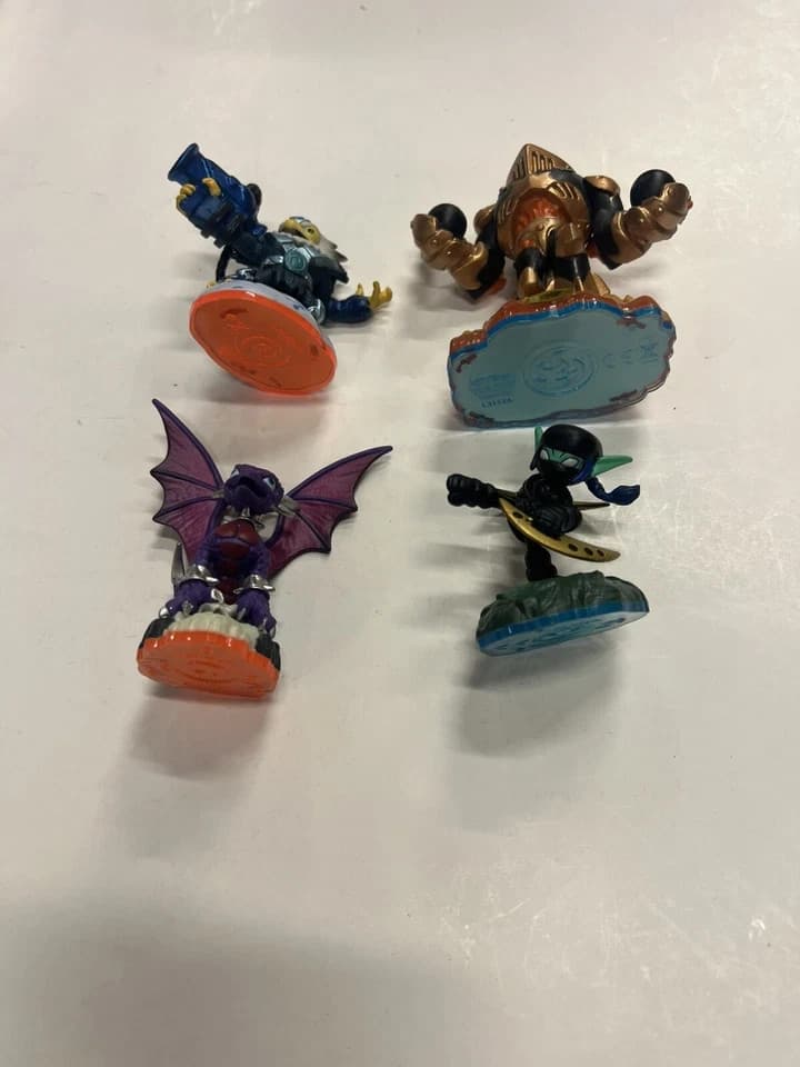 Skylanders Giants Figure Set (Lot Of 4) - Thumbnail 14