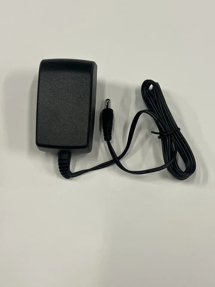 iLuv iMM155 Switching Mode Power Supply DYS122-050200W-1 - Thumbnail 3