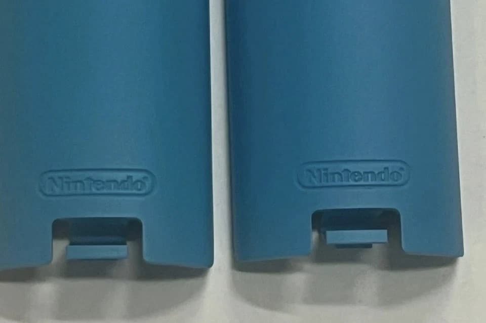 4X OEM Nintendo Wii Remote Controller BLUE and White Battery Cover - Thumbnail 7