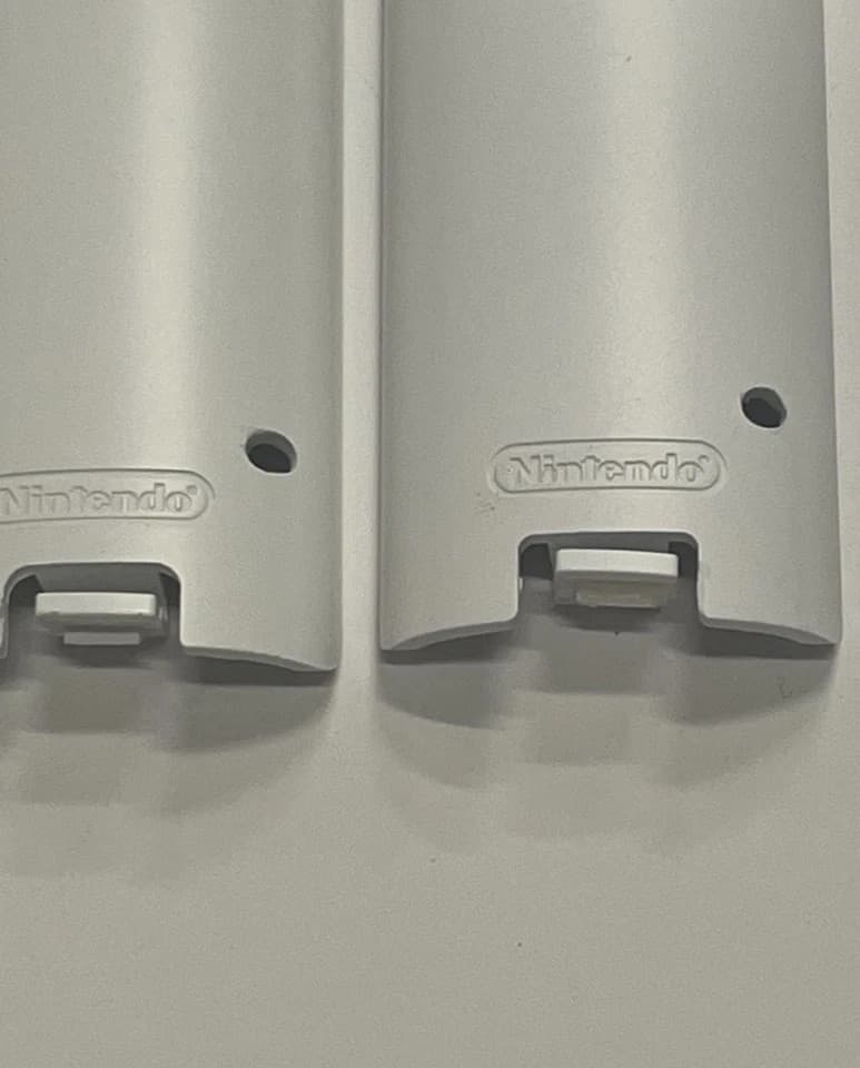 4X OEM Nintendo Wii Remote Controller BLUE and White Battery Cover - Thumbnail 6