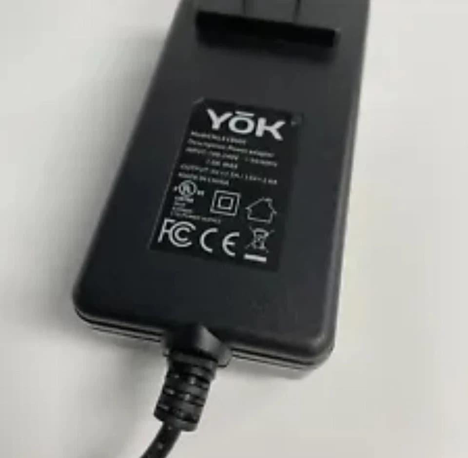 Yok AC Power Adapter/Charger for Nintendo Switch Black EB609 - Thumbnail 2
