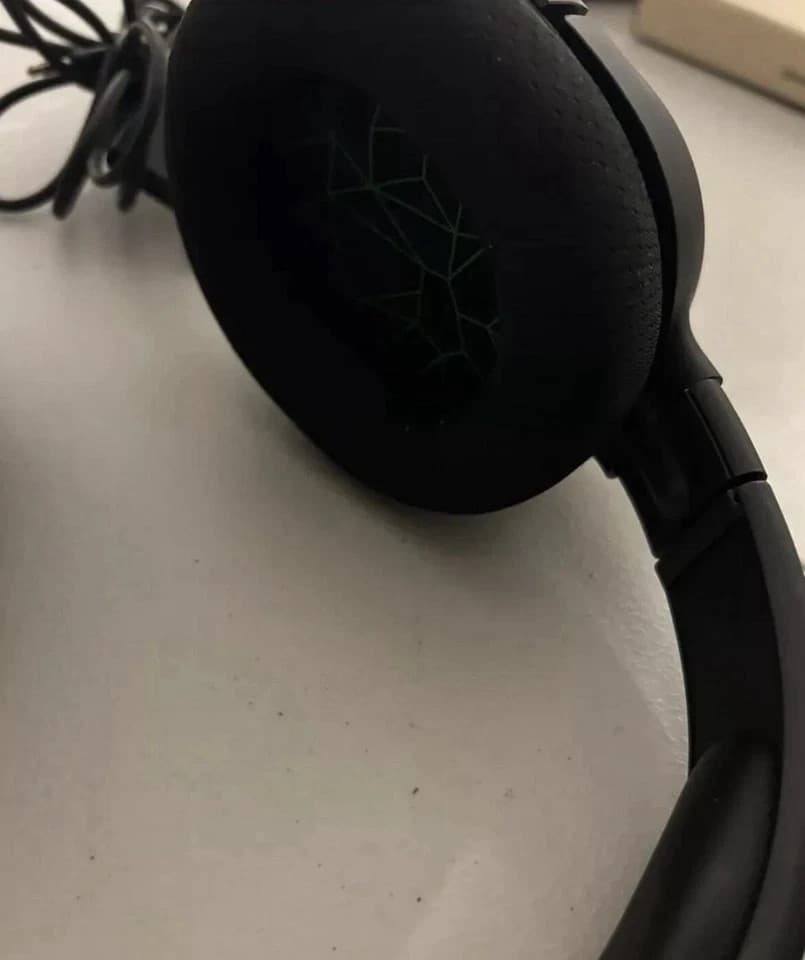 Steelseries Arctic 3 Wireless headset - Slightly Used - Thumbnail 3