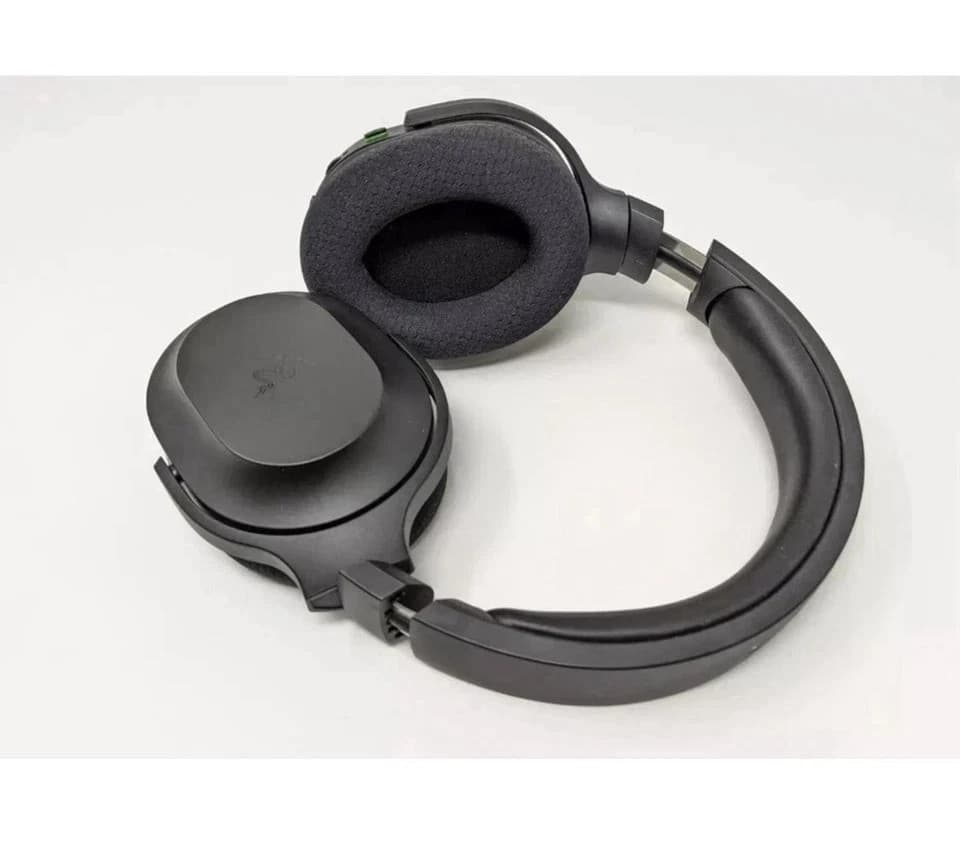 Razer Barracuda X Wireless Multi-Platform Gaming and Mobile Headset, Black - Thumbnail 4