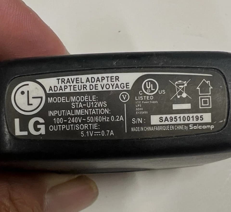 LG STA-U12WD 5.1V .7A Plug-In Wall Charger Travel Adapter for Verizon enV3 VX920 - Thumbnail 2