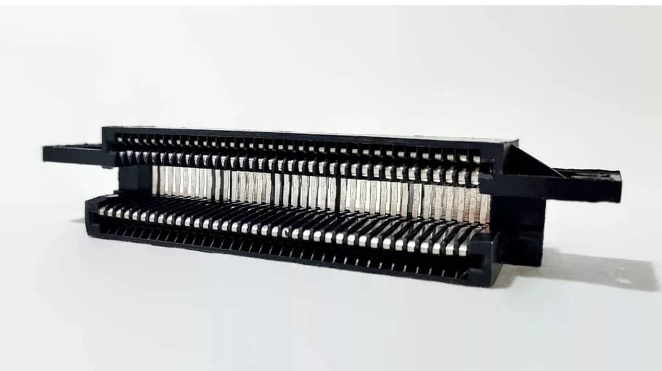 72 Pin Connector Replacement Cartridge Slot for Nintendo NES Console System - Thumbnail 3