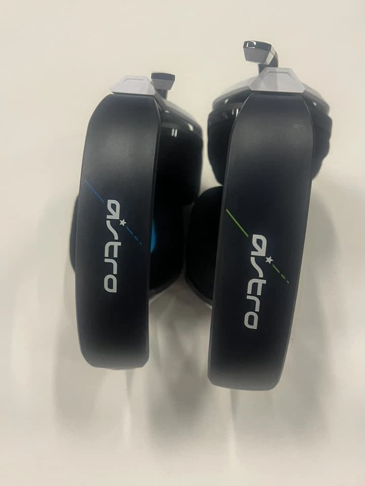 2 X ASTRO Gaming A20 Wireless Headset Gen 2 - Xbox X, S, PS4,5, PC & Mac AS-IS - Thumbnail 4