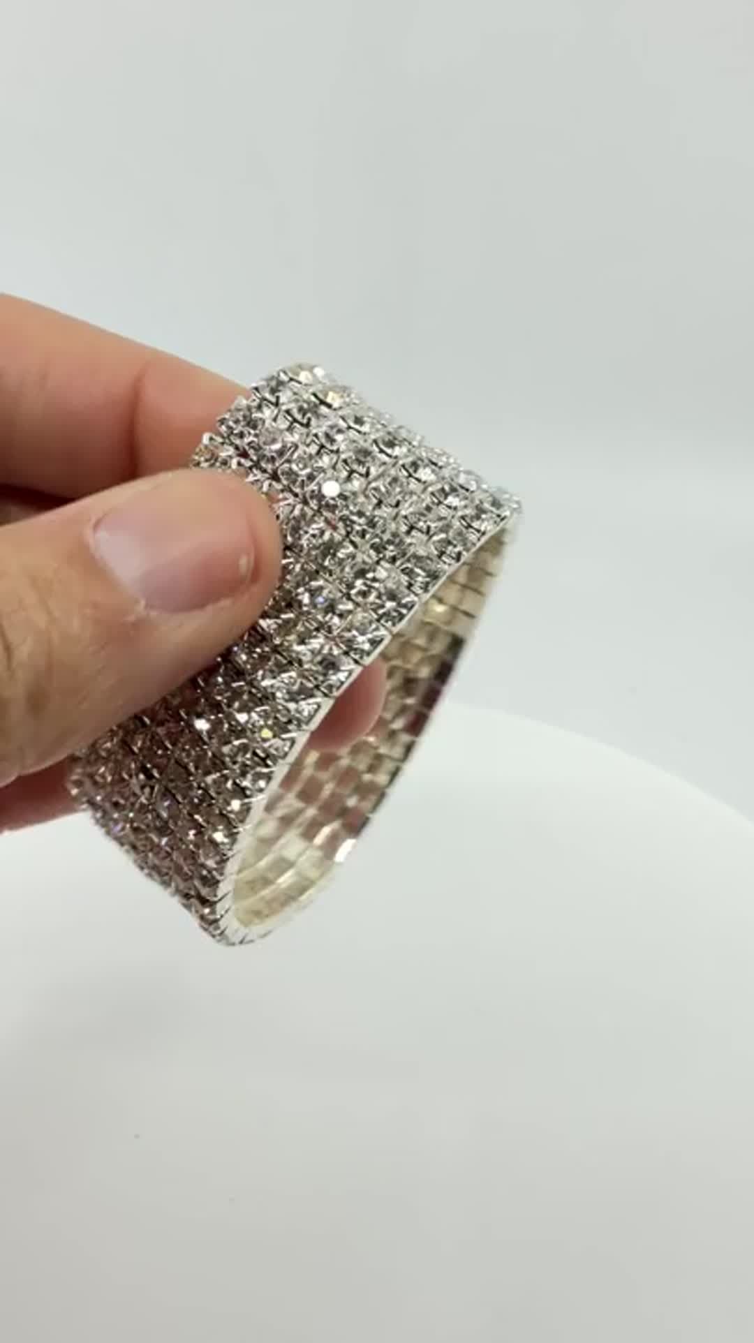 Chunky Silver Tone Rhinestone Wide Multi Row Elastic Cuff Stretch Bracelet Gift - Video 9