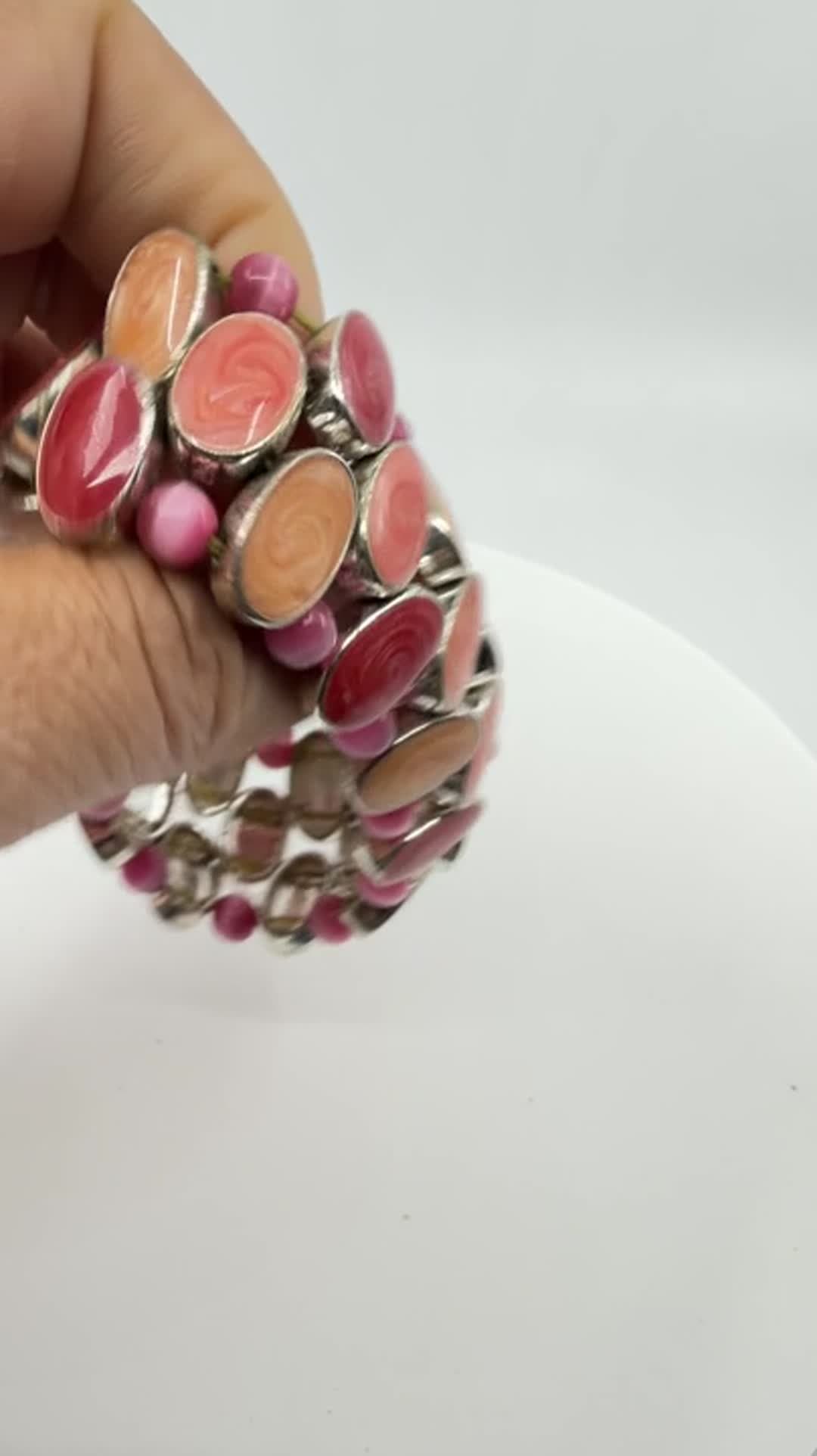 Pink and Orange Swirl Cabochon Stretch Bracelet Chunky Festival Boho Statement - Video 11
