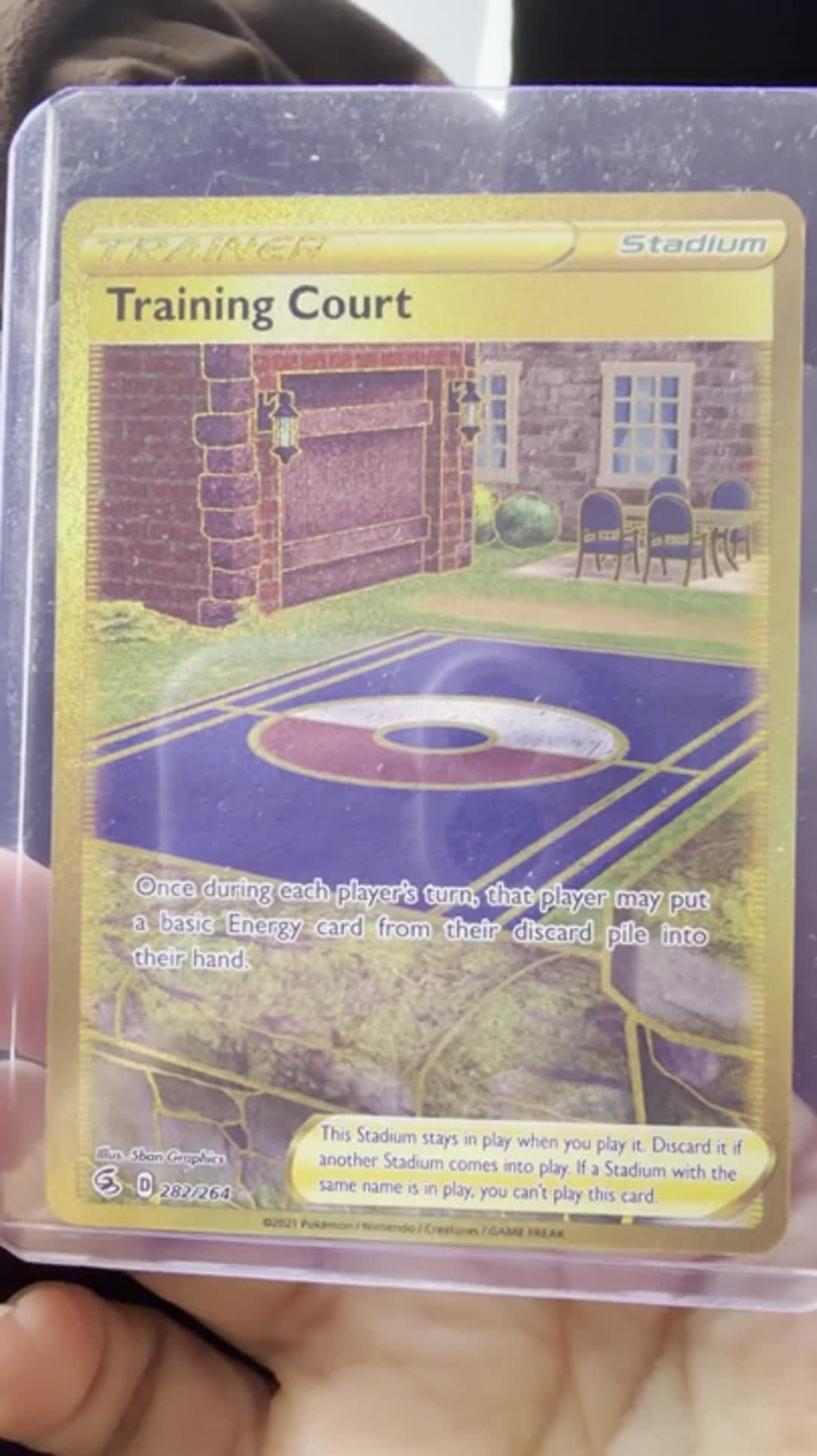 Pokémon TCG Training Court Fusion Strike 282/264 Holo Secret Rare near mint nm - Video 4
