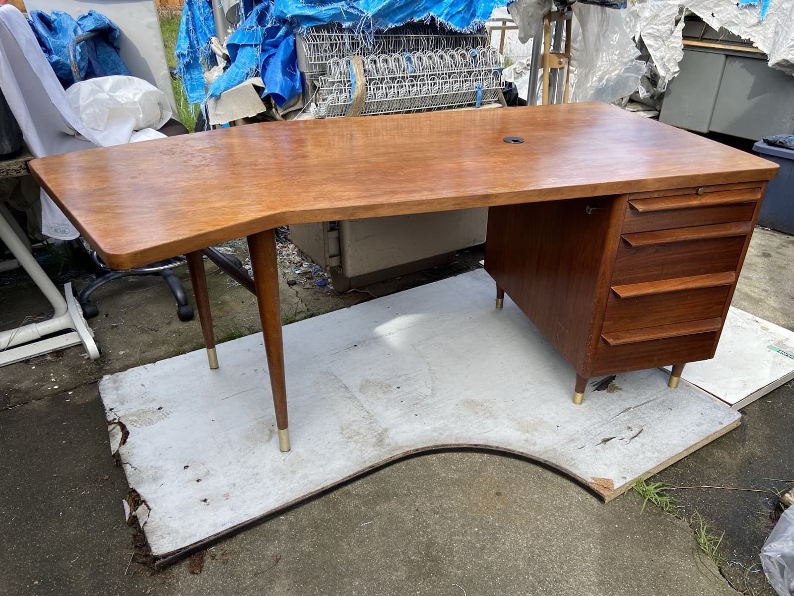 Stow Davis Mid Century Walnut Boomerang Desk needs some refinishing - Thumbnail 23