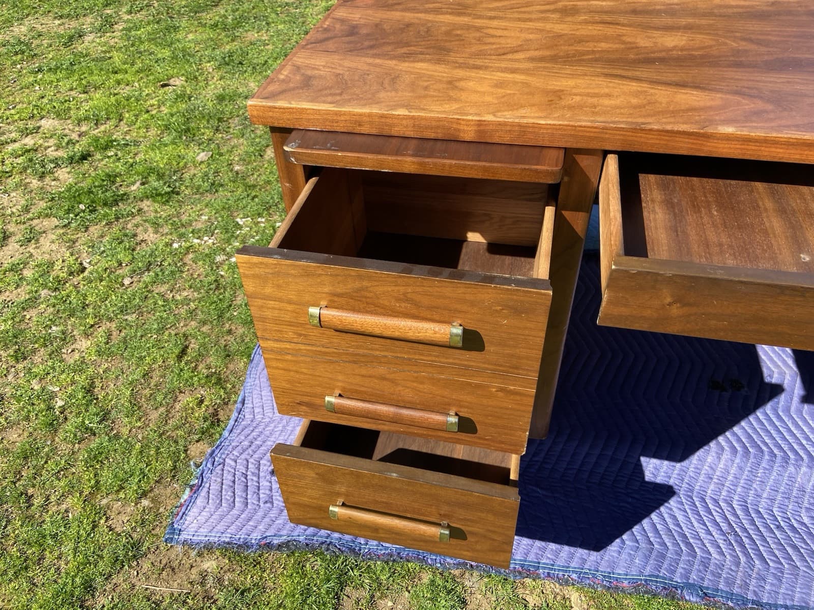 Vintage Mid Century Modern Walnut Writing Desk - Thumbnail 6