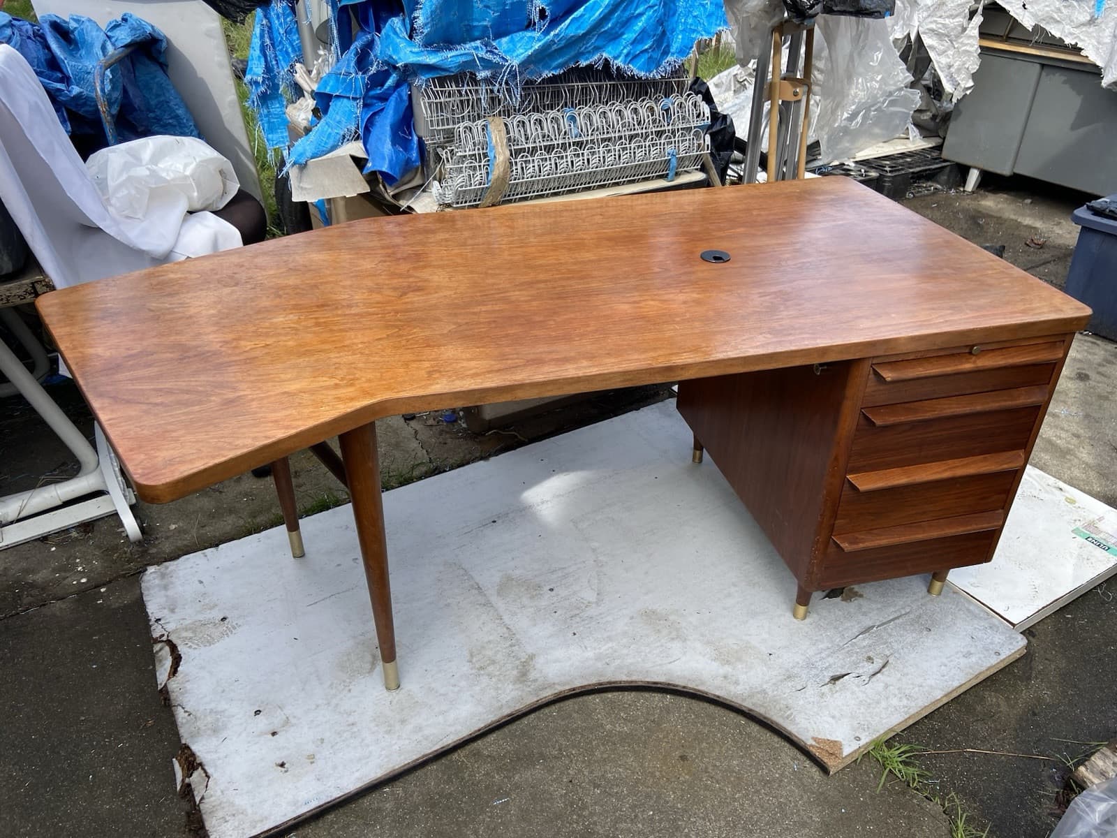 Stow Davis Mid Century Walnut Boomerang Desk needs some refinishing - Thumbnail 22