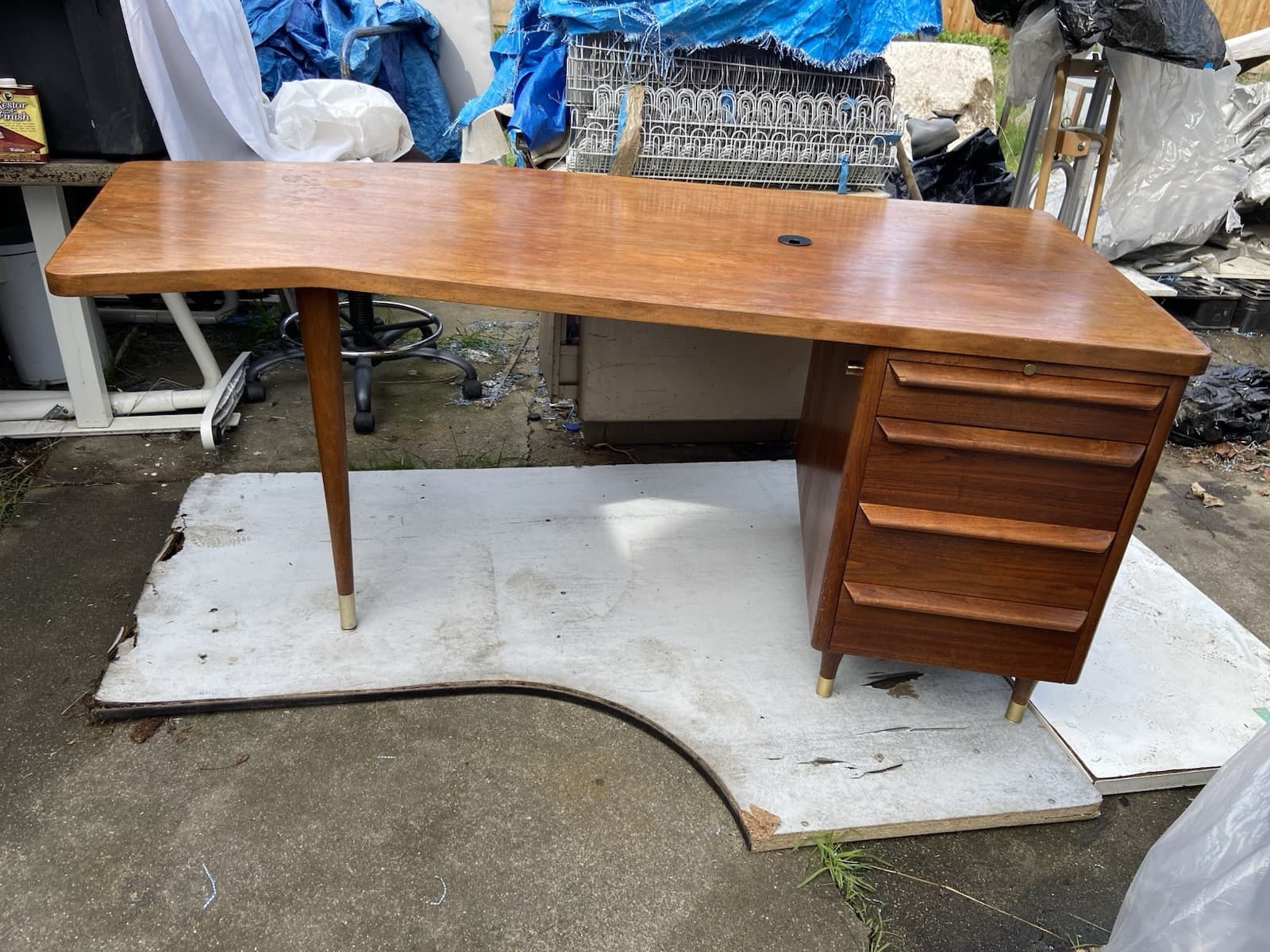 Stow Davis Mid Century Walnut Boomerang Desk needs some refinishing - Thumbnail 19