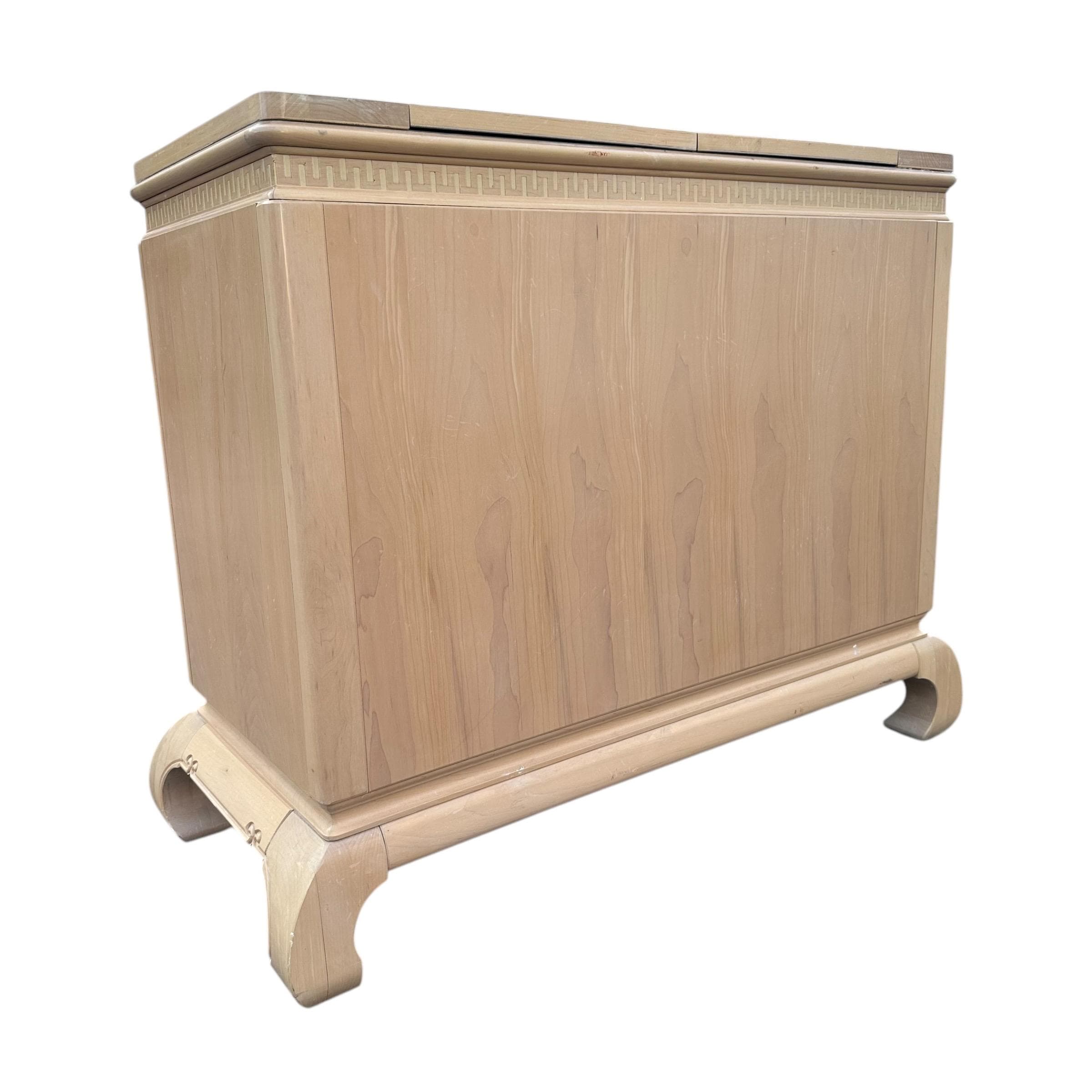 Chinoiserie Server by American of Martinsville 44" - Vintage Blonde Burl Wood, Gold Brass & Expanding Table Ming Asian Sideboard Cabinet - Thumbnail 9