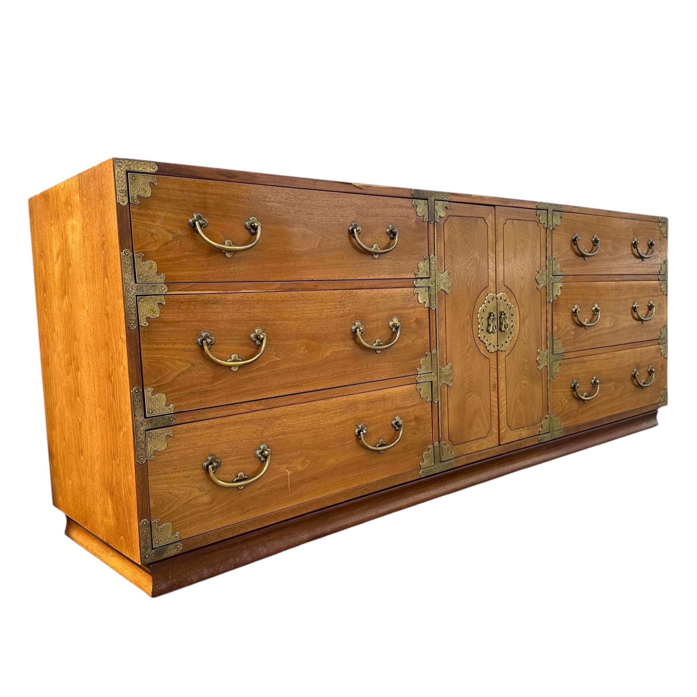 Vintage Henredon Chinoiserie Campaign Dresser Project 80” Long - Hollywood Regency Asian Style 9 Drawer Credenza - Thumbnail 10