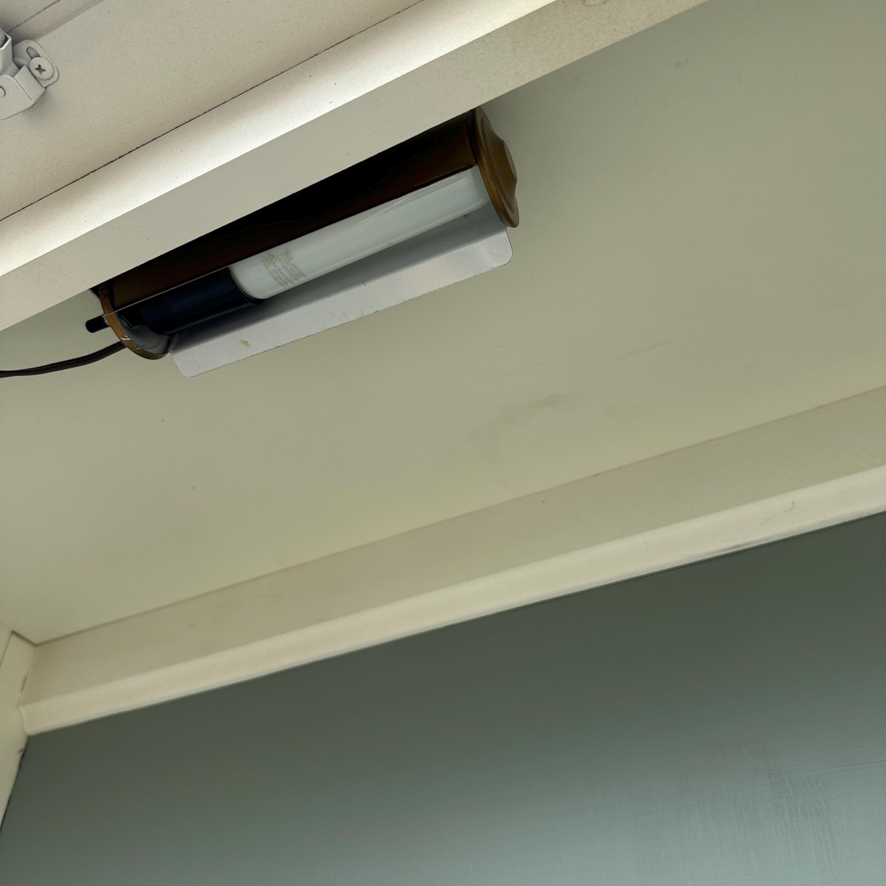 Faux Bamboo China Cabinet by Thomasville Allegro - 1970s Vintage Illuminated White Wash Chinoiserie Hollywood Regency Coastal Display - Thumbnail 6