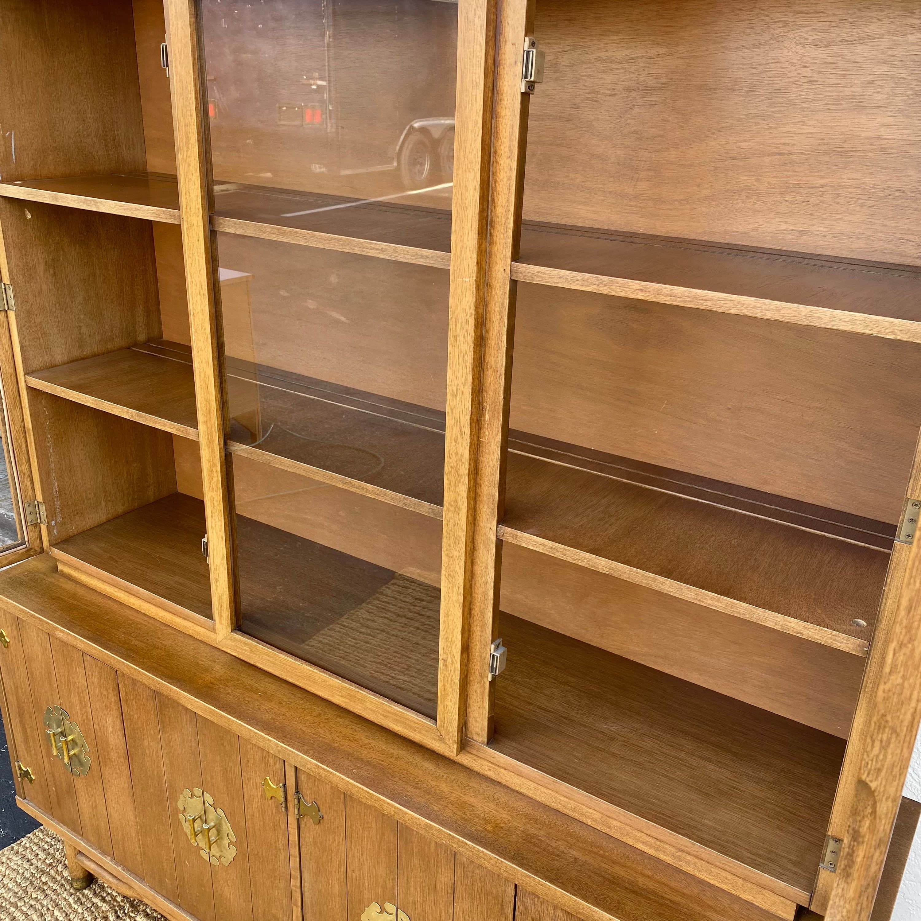 Chinoiserie China Cabinet with Asian Style Brass Hardware, Wood & Glass Display Hutch - Vintage Mid-Century Modern MCM Furniture - Thumbnail 5