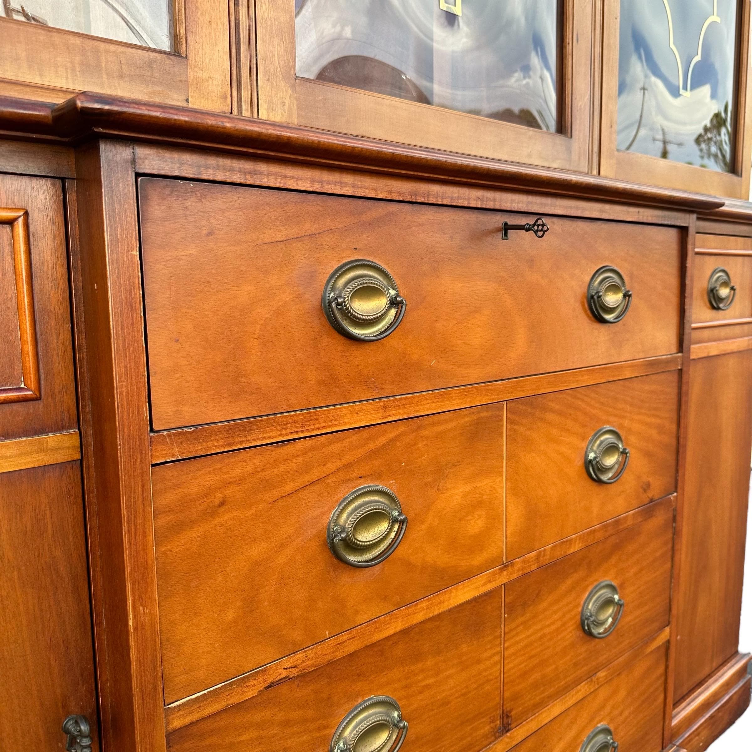 Vintage Cabinet with Gold Pagoda Bubble Glass Doors & Skeleton Key - Georgian Style Wood Butler’s Hutch Breakfront China Domed Display Case - Thumbnail 5