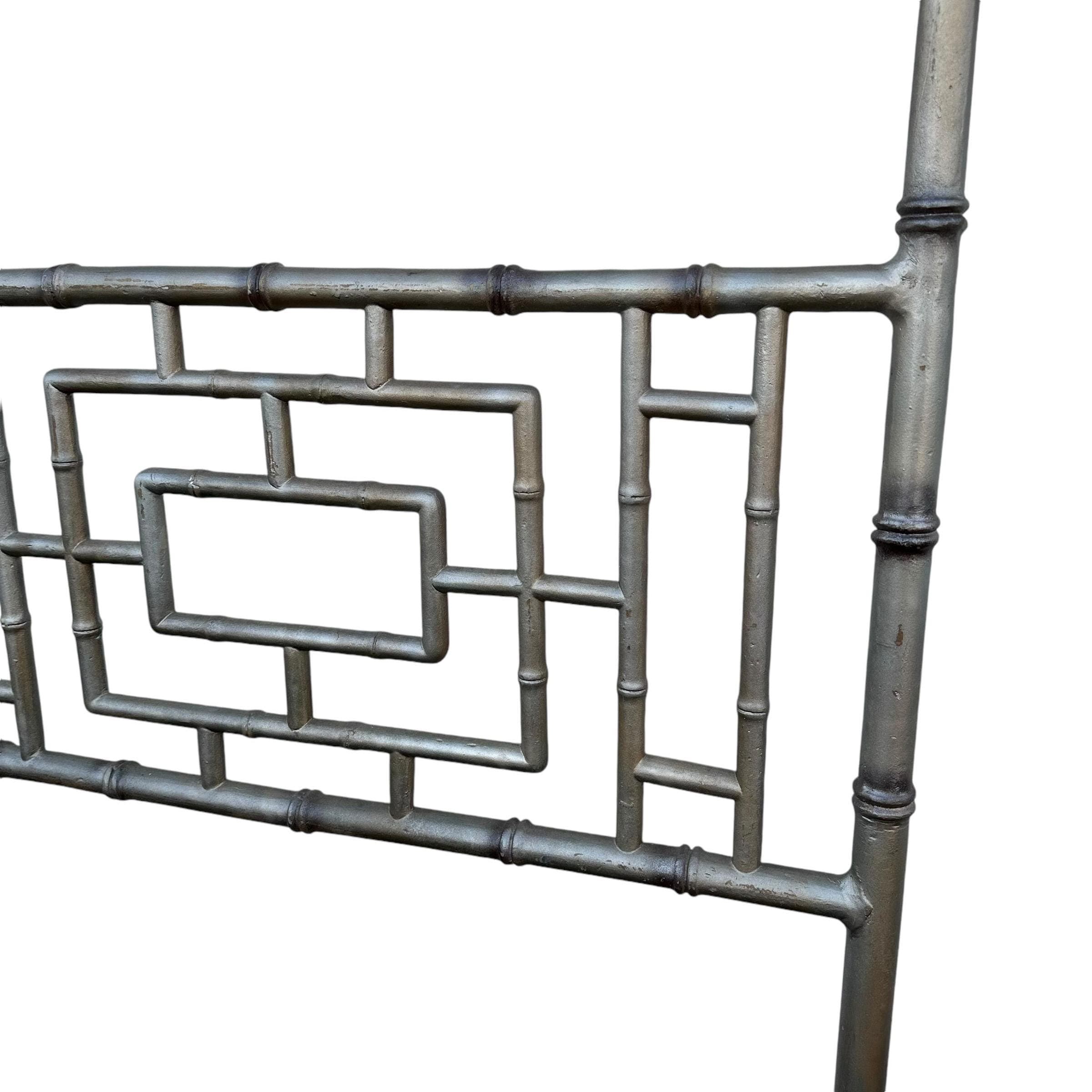 Chinese Chippendale King Headboard - Vintage Faux Bamboo Metal Post Hollywood Regency Palm Beach Chinoiserie Style - Thumbnail 3