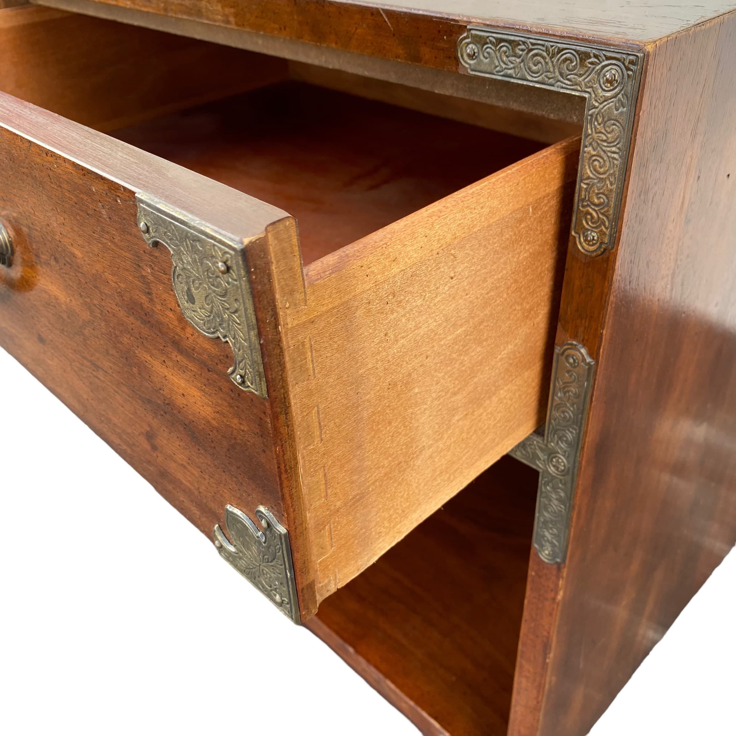 Chinoiserie Nightstand by Henredon Tansu FREE SHIPPING Vintage Dark Wood & Brass Asian Hollywood Regency Campaign Chinese Charging End Table - Thumbnail 3