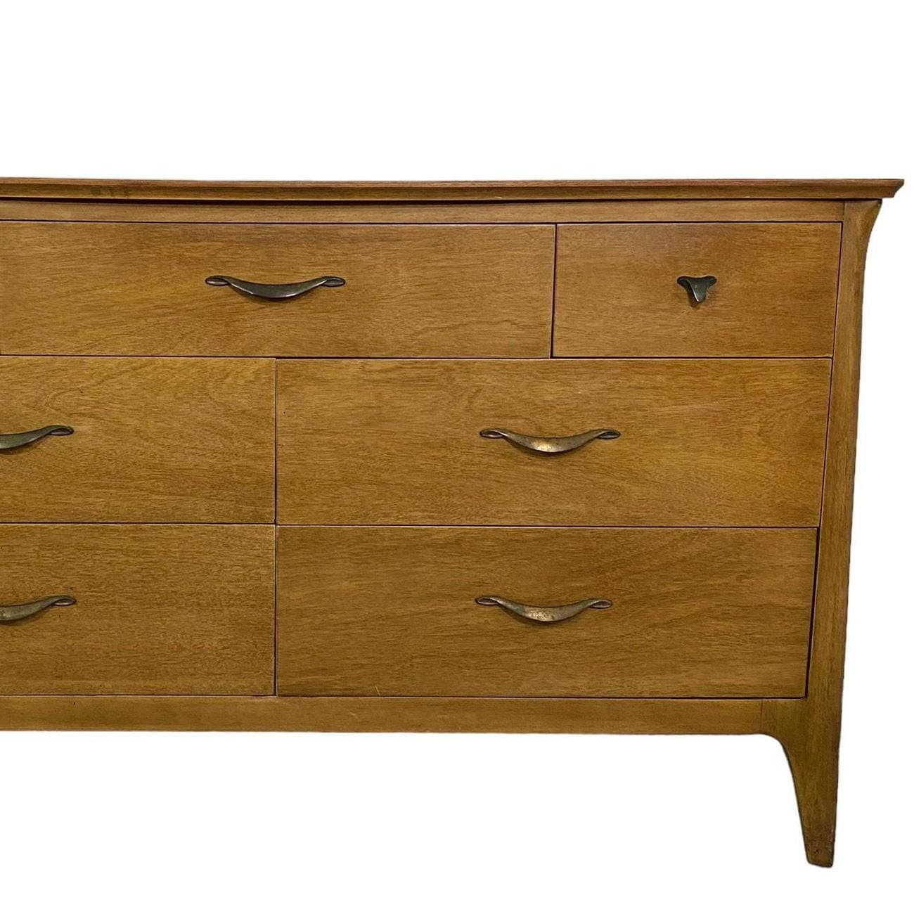 Vintage Mid Century Modern Drawer Pull by Drexel Dateline - Original 1950s MCM Hardware Replacement for Dresser, Credenza, or China Cabinet - Thumbnail 3