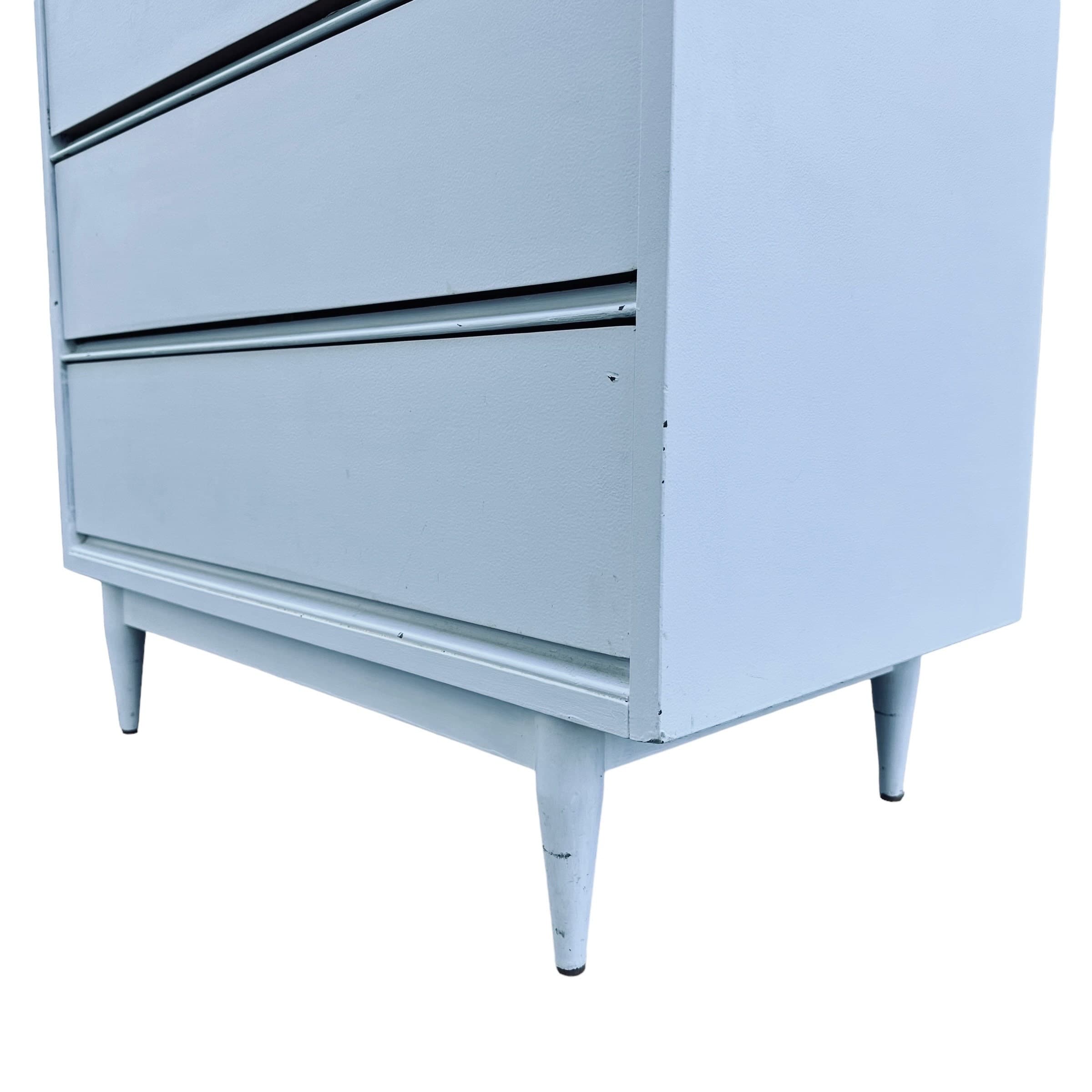 Mid Century Modern Nightstand with 3 Drawers 31” Tall - 1960s Vintage MCM MidCentury Bachelor Chest Dresser Table Painted White - Thumbnail 6