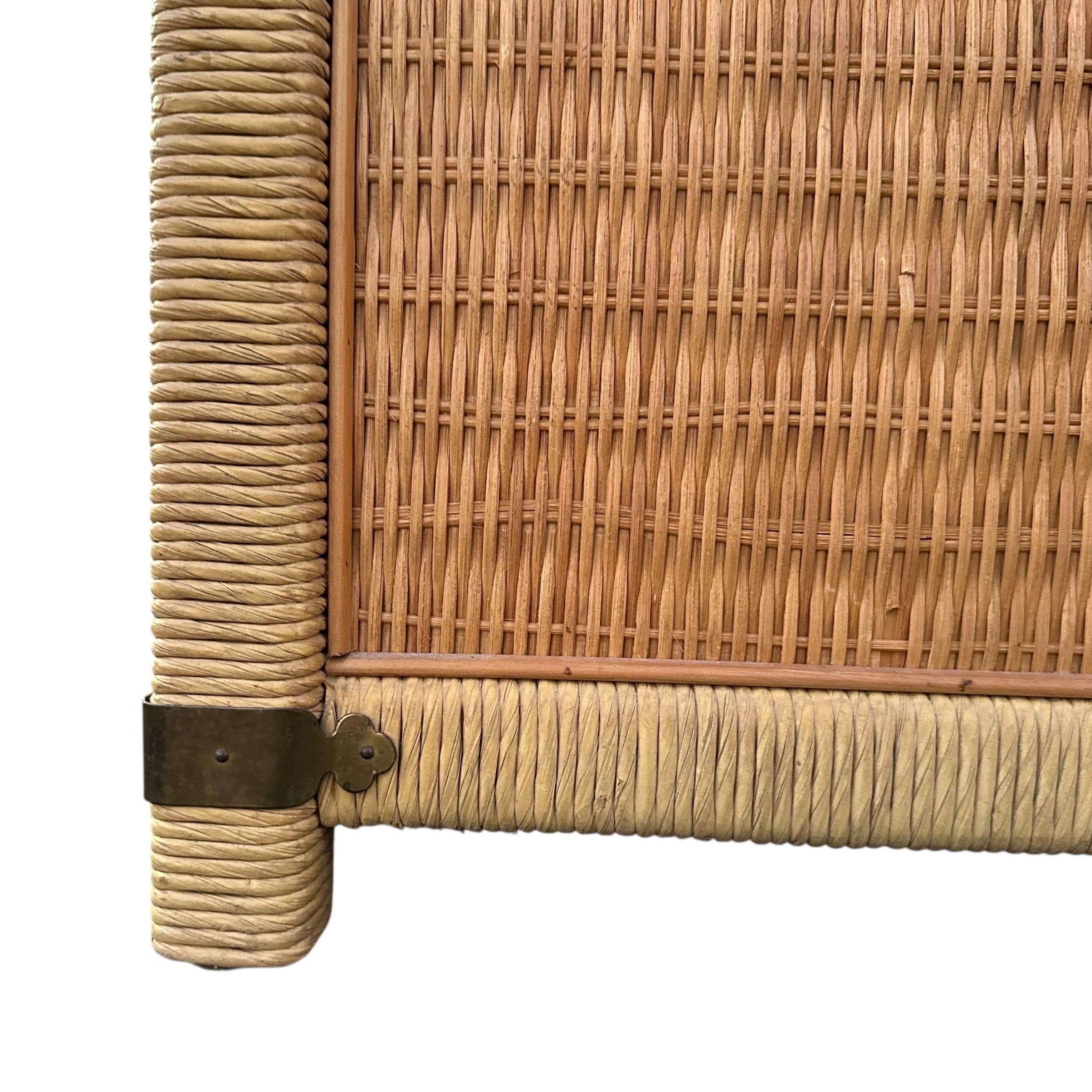 Vintage Woven Wicker Storage Trunk with Chinoiserie Brass Hardware - Henry Link Style with Natural Rattan - Thumbnail 10