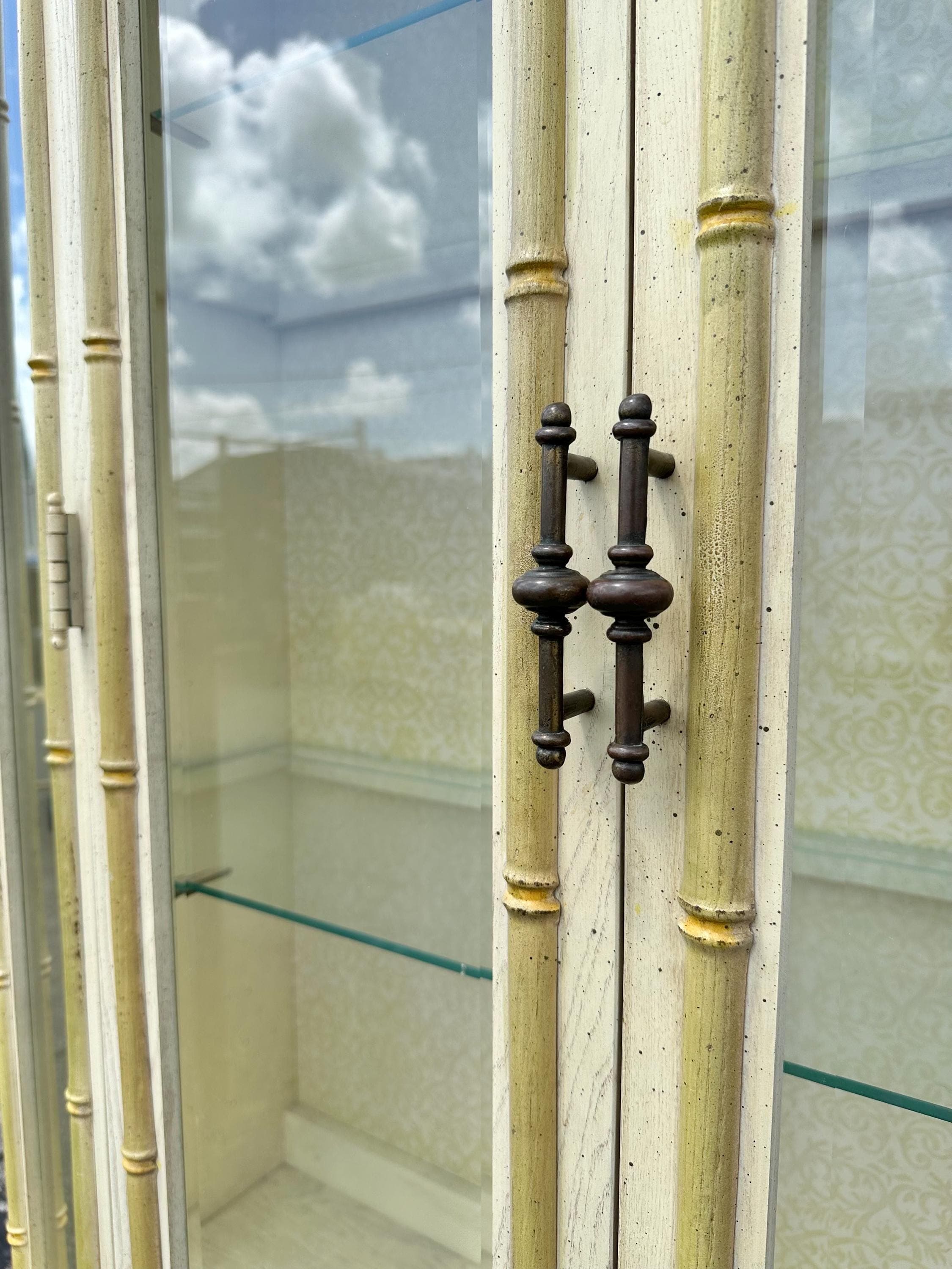 Faux Bamboo China Cabinet by Stanley - Vintage Yellow Lighted Hollywood Regency Coastal Illuminated Rattan Cane Angled Glass Display Case - Thumbnail 3