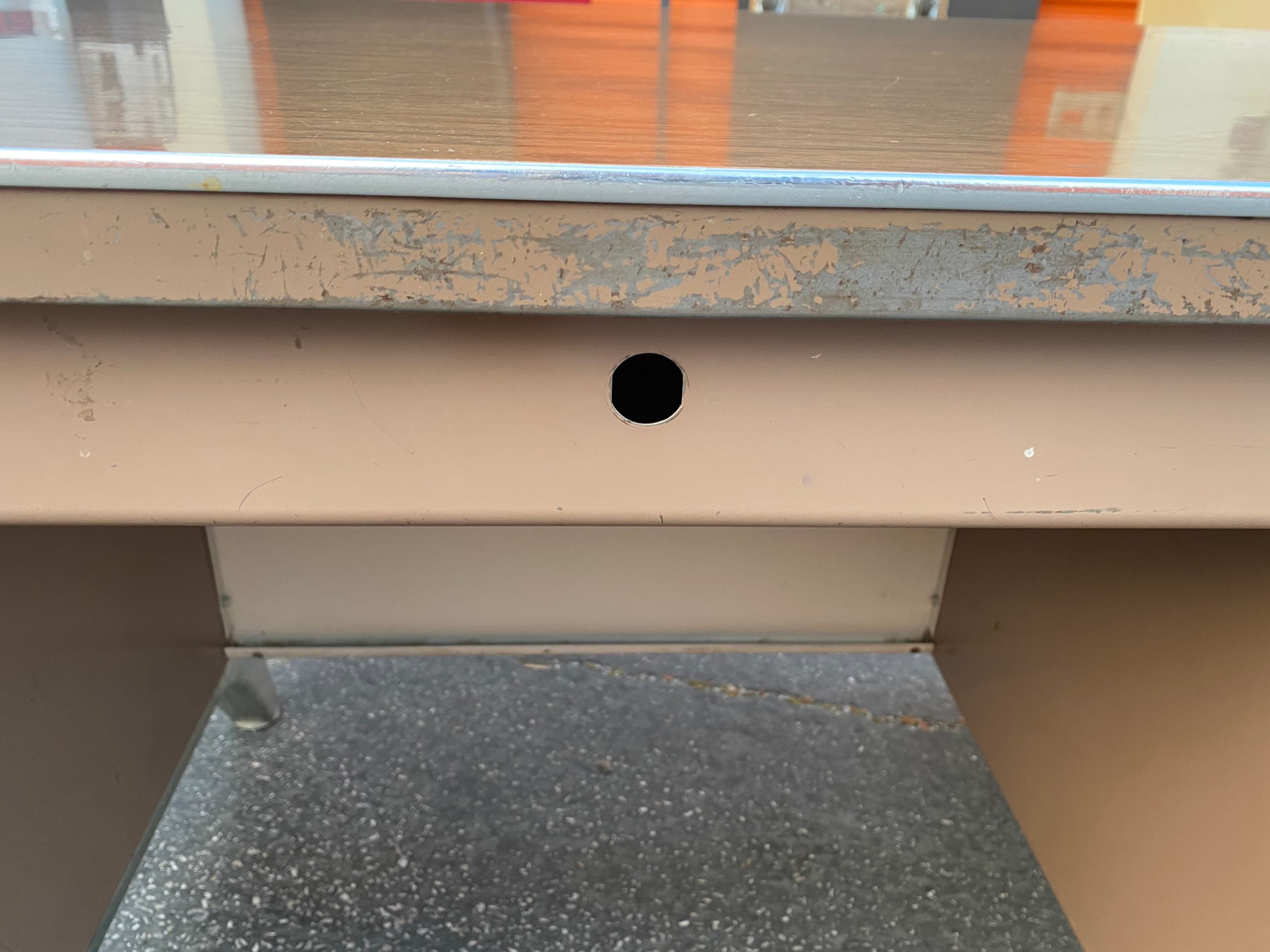 Devon vintage metal tanker desk - Thumbnail 3