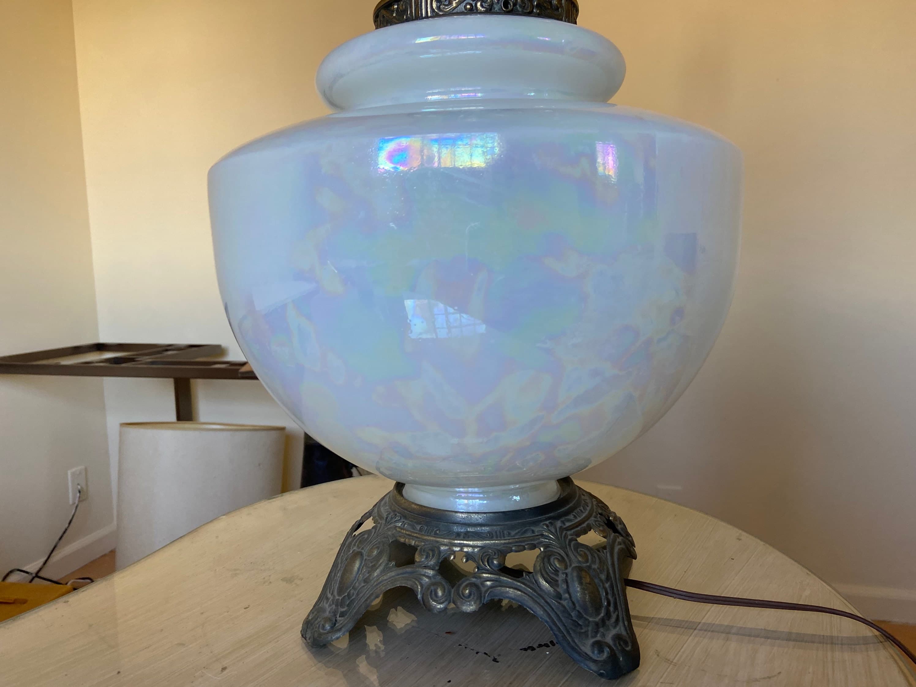 Vintage 1970’s pair of iridescent glass EF & EF industries Inc table lamps - Thumbnail 4