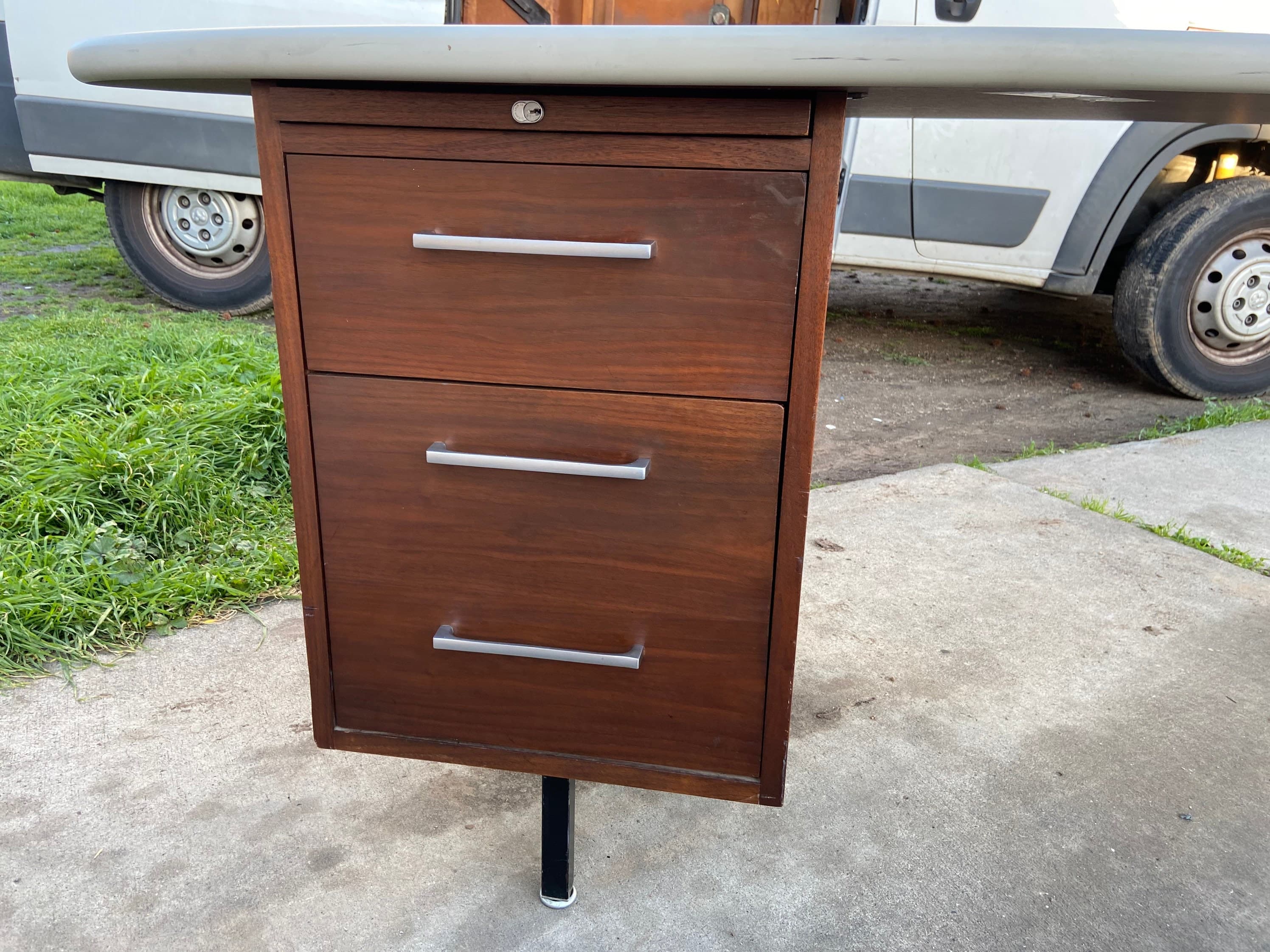 Vintage mid century modern oval desk - Thumbnail 10