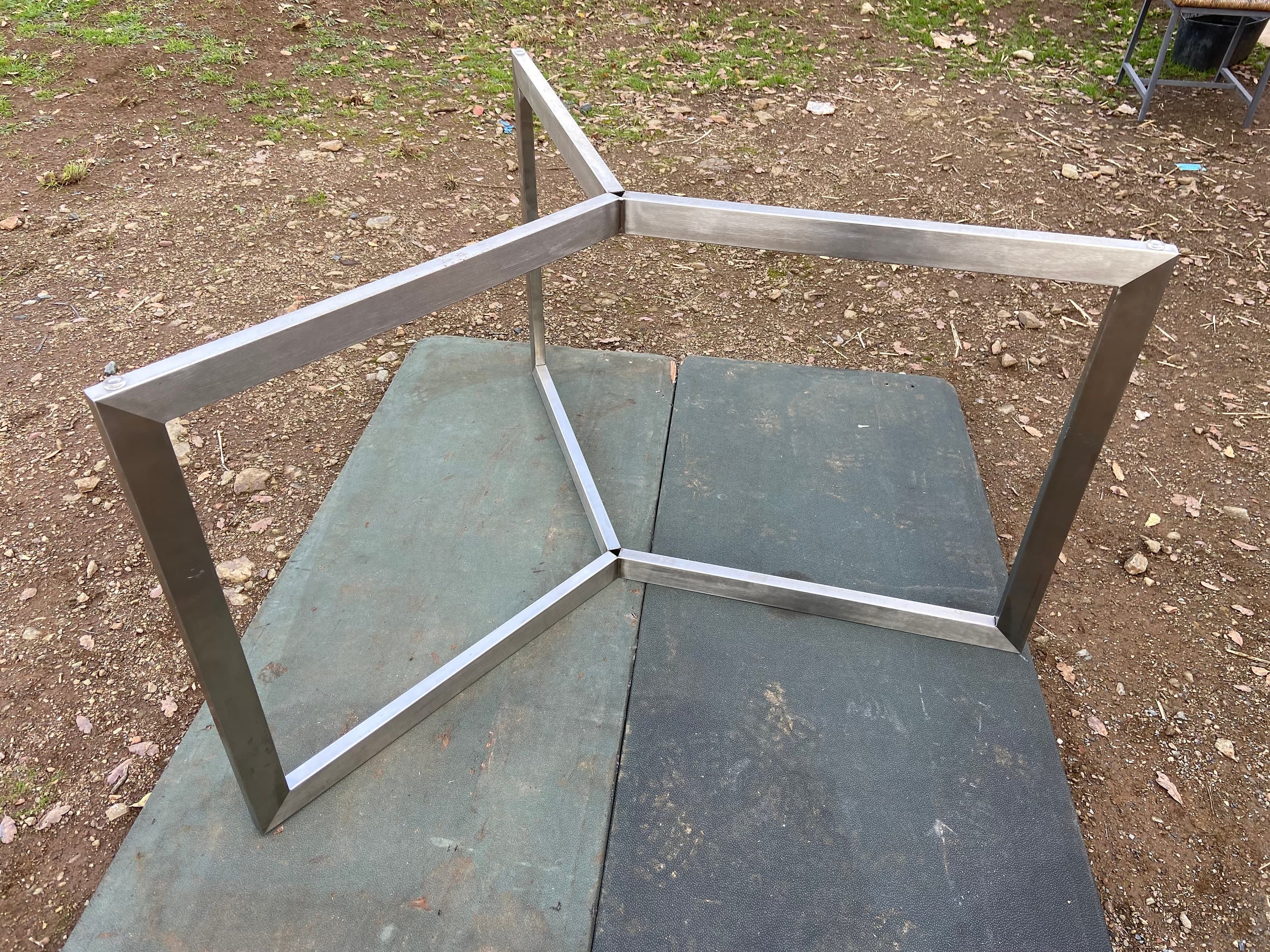 Room and board dining glass table - Thumbnail 6