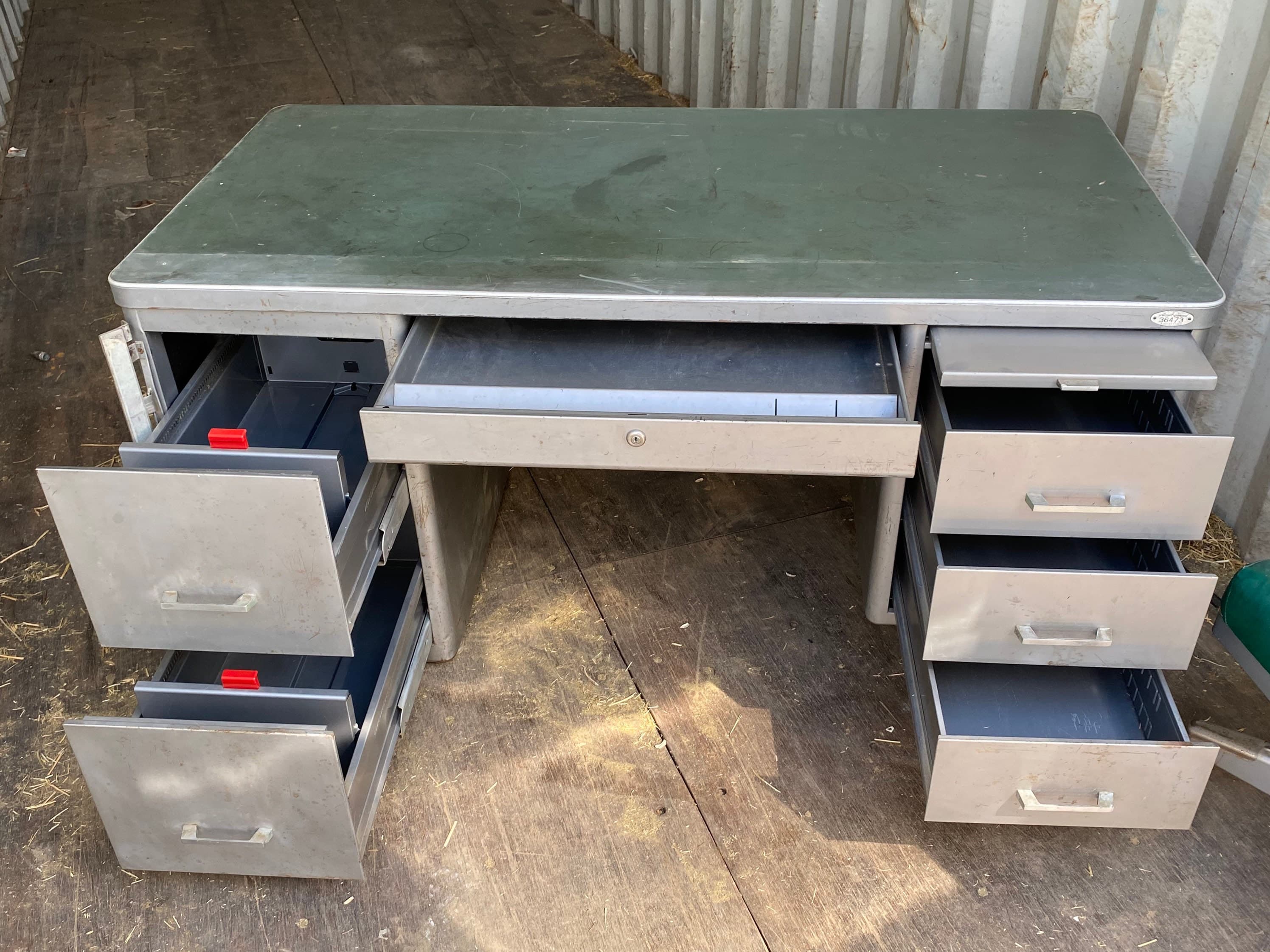 Vintage metal tanker desk set and chair - Thumbnail 2