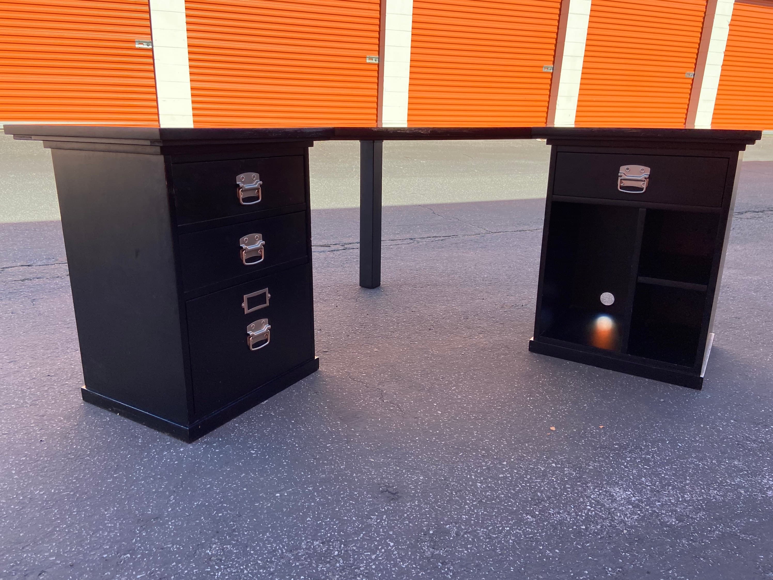 Pottery barn Bedford L shape desk - Thumbnail 6