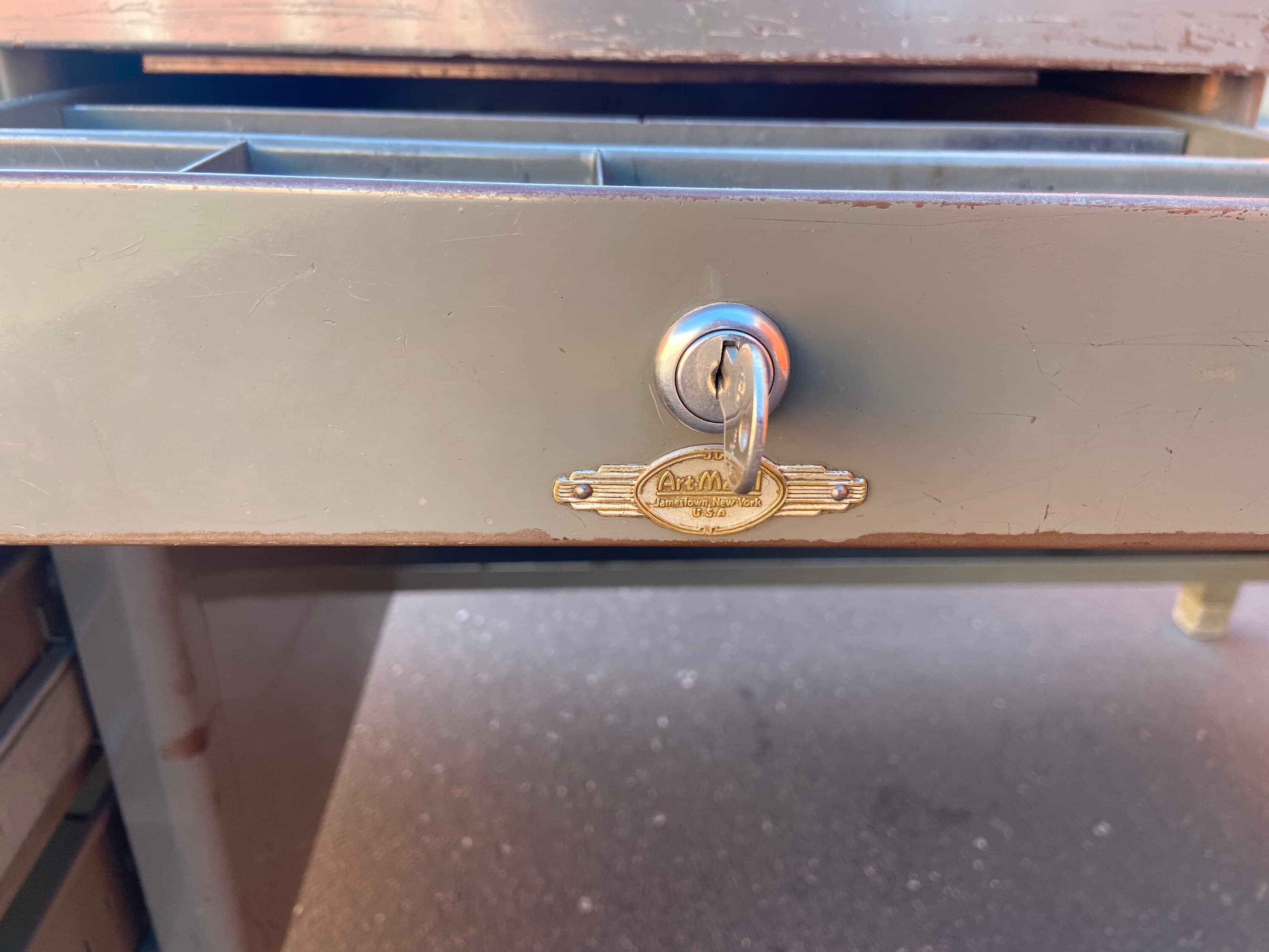 Vintage art metal tanker desk - Thumbnail 7