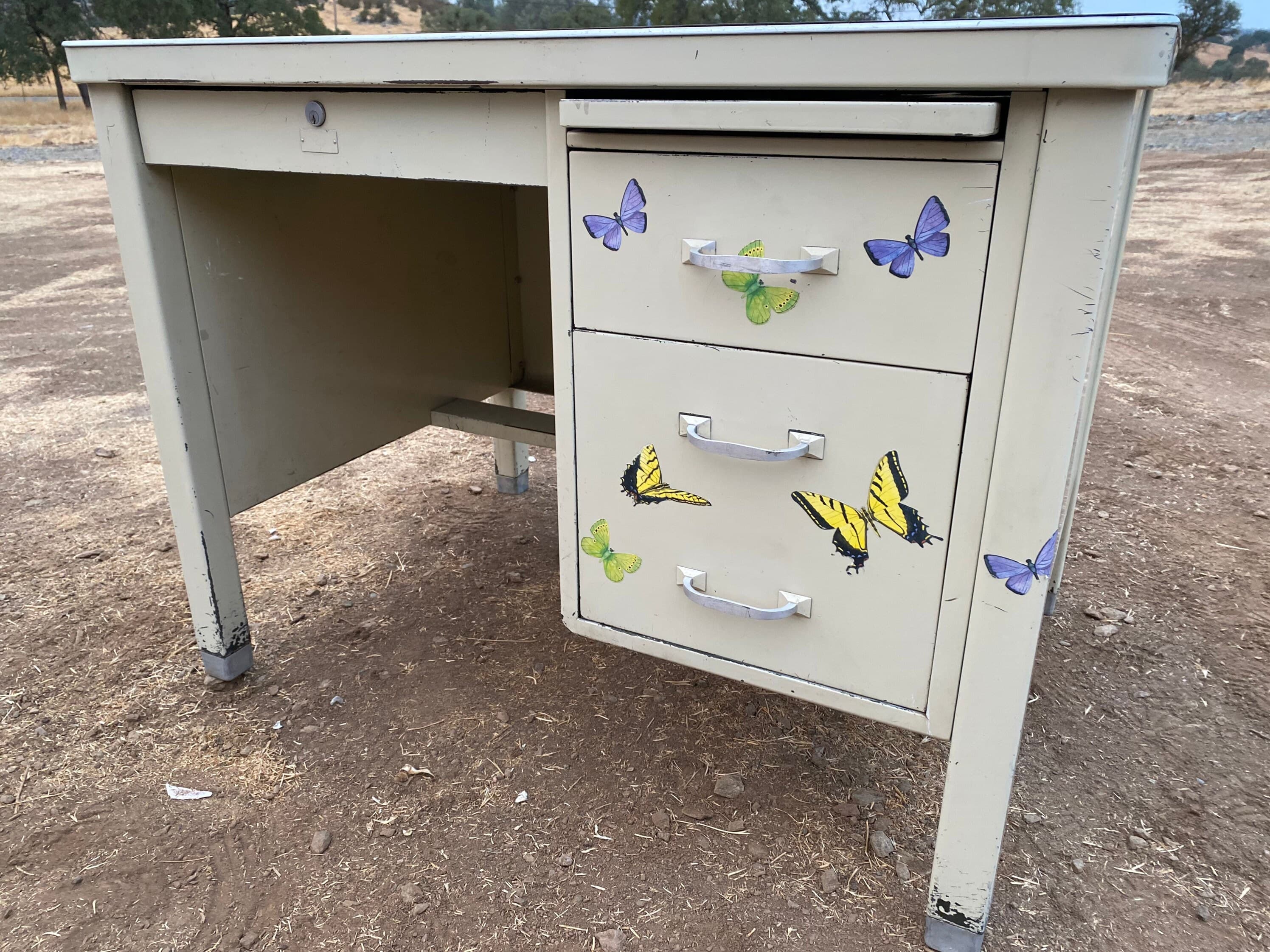 General fireproofing vintage metal tanker desk - Thumbnail 2