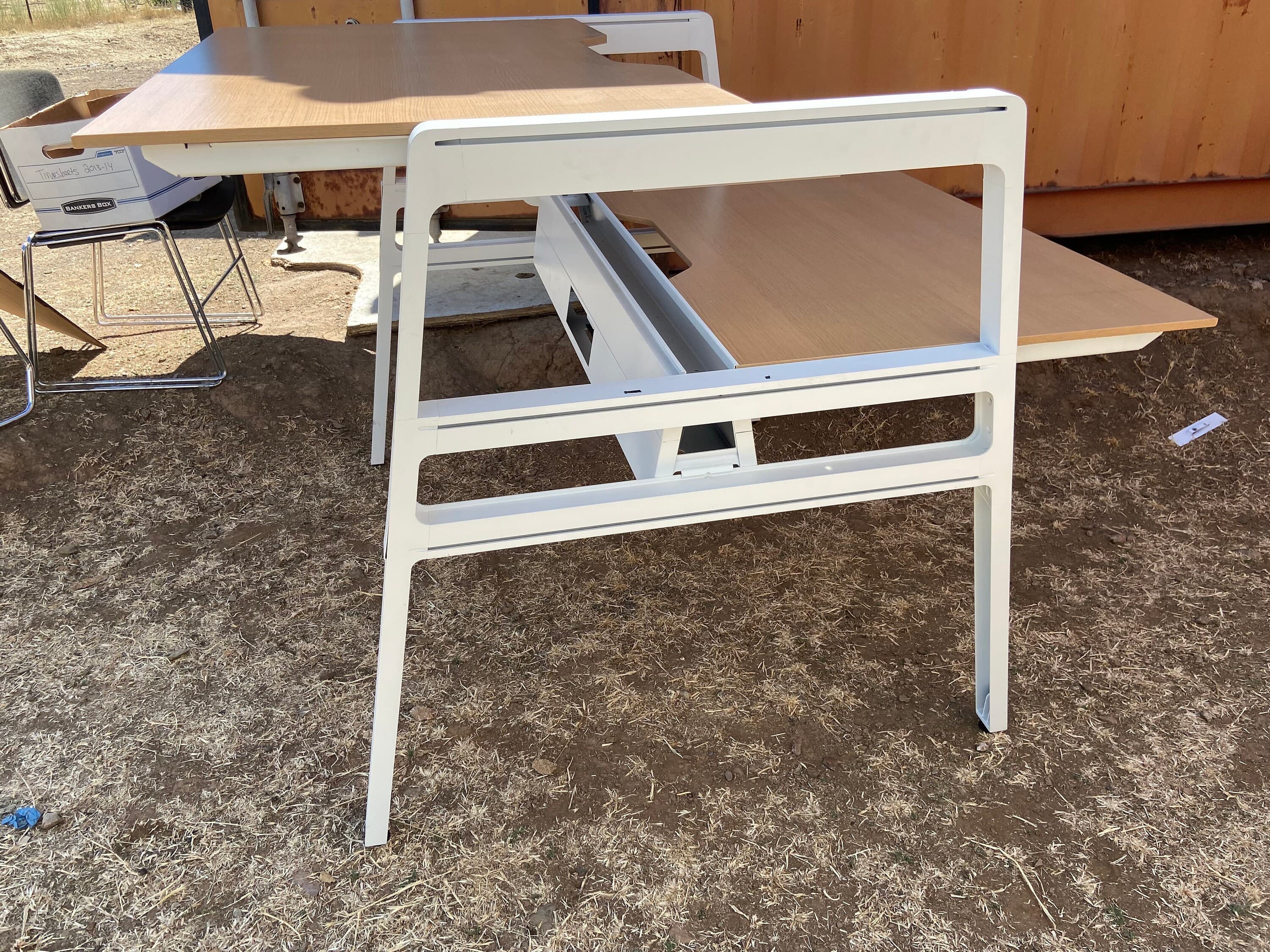 Steelcase turnstone Bivi sit standing two way for 6 office desks - Thumbnail 9