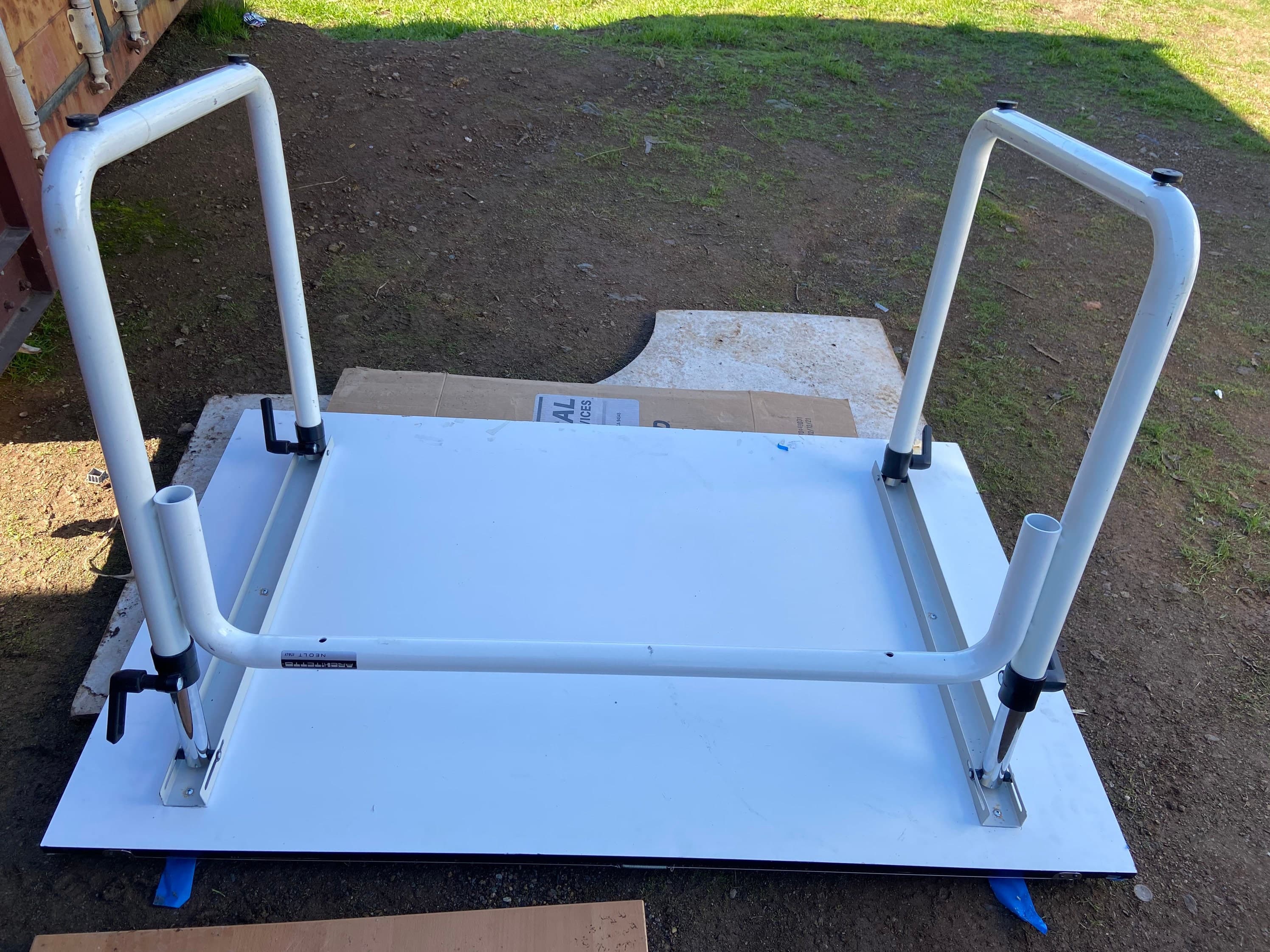 Late 20th Century Architetto Neolt tubular drafting table - Thumbnail 10