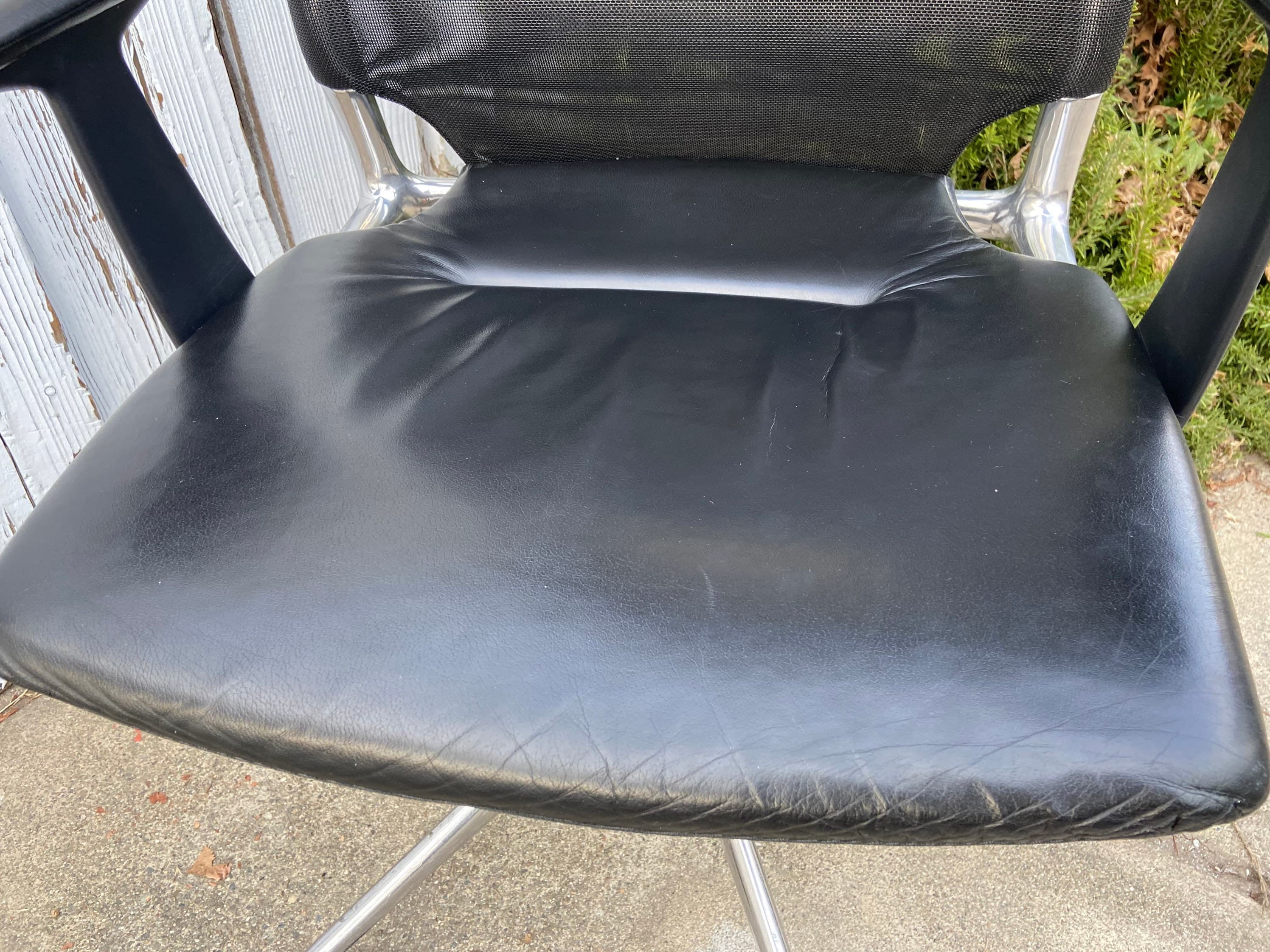 Vintage Vitra swivel desk chair - Thumbnail 2