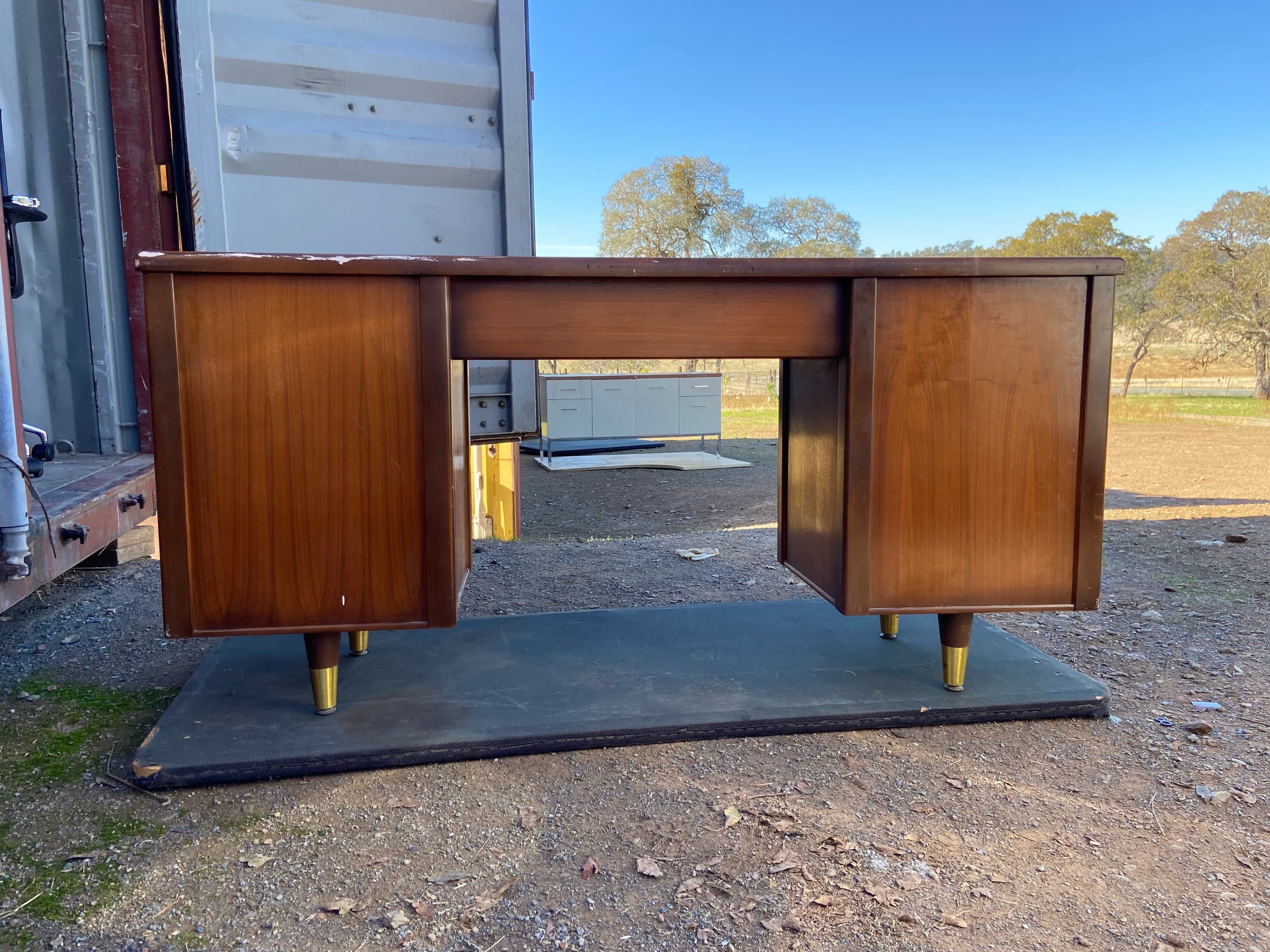Vintage mid century modern wooden credenza - Thumbnail 5