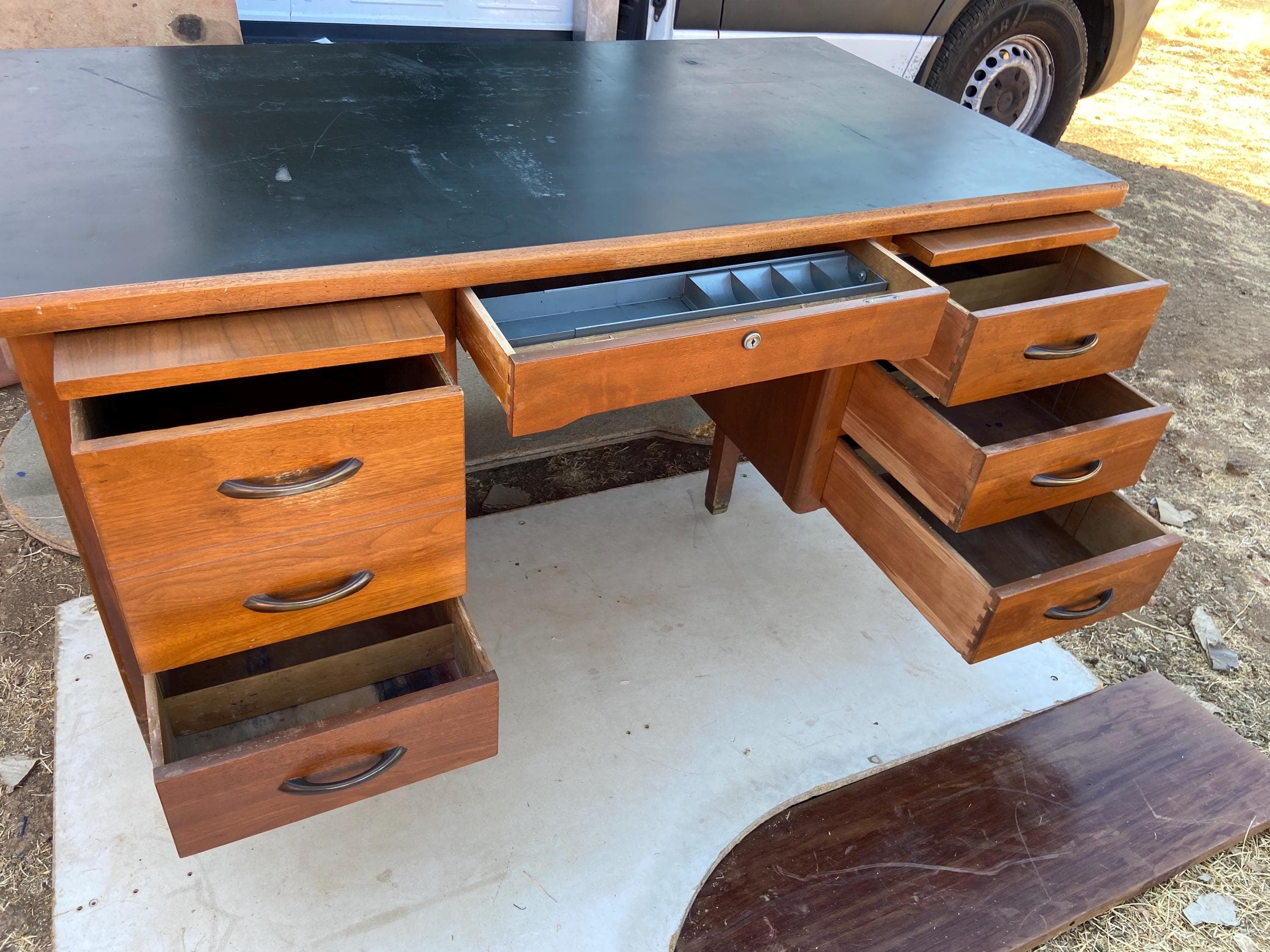 vintage mid century modern Leopold desk - Thumbnail 2