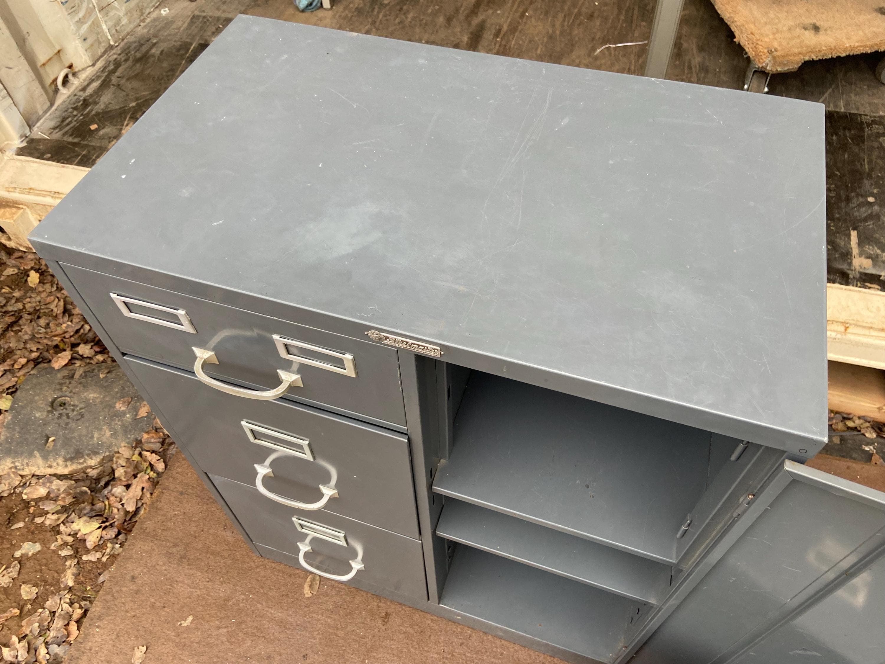 vintage  mid century modern  steelmaster metal cabinet - Thumbnail 6