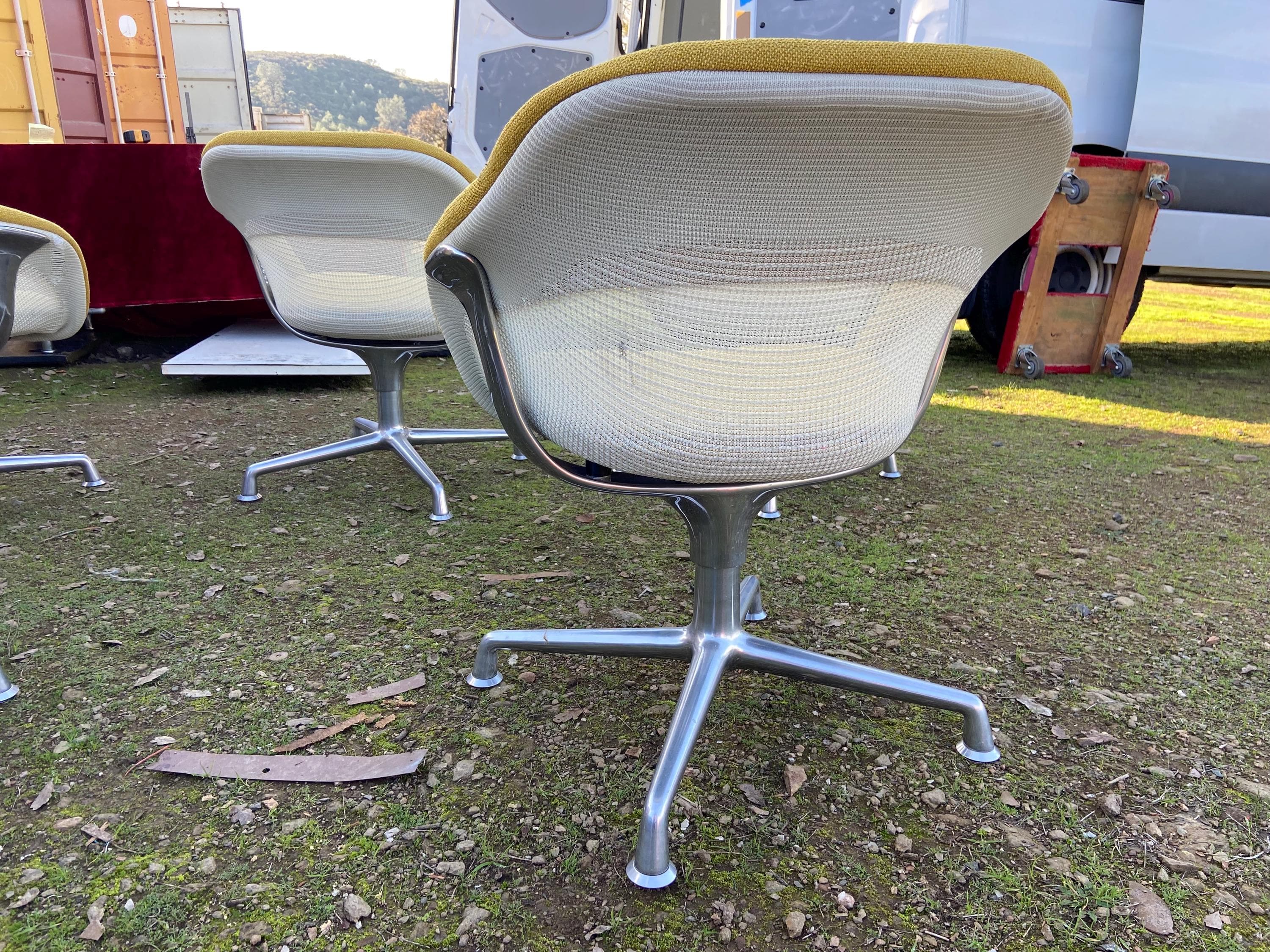 vintage modern Steelcase coalesse lounge chair set of 5 - Thumbnail 10