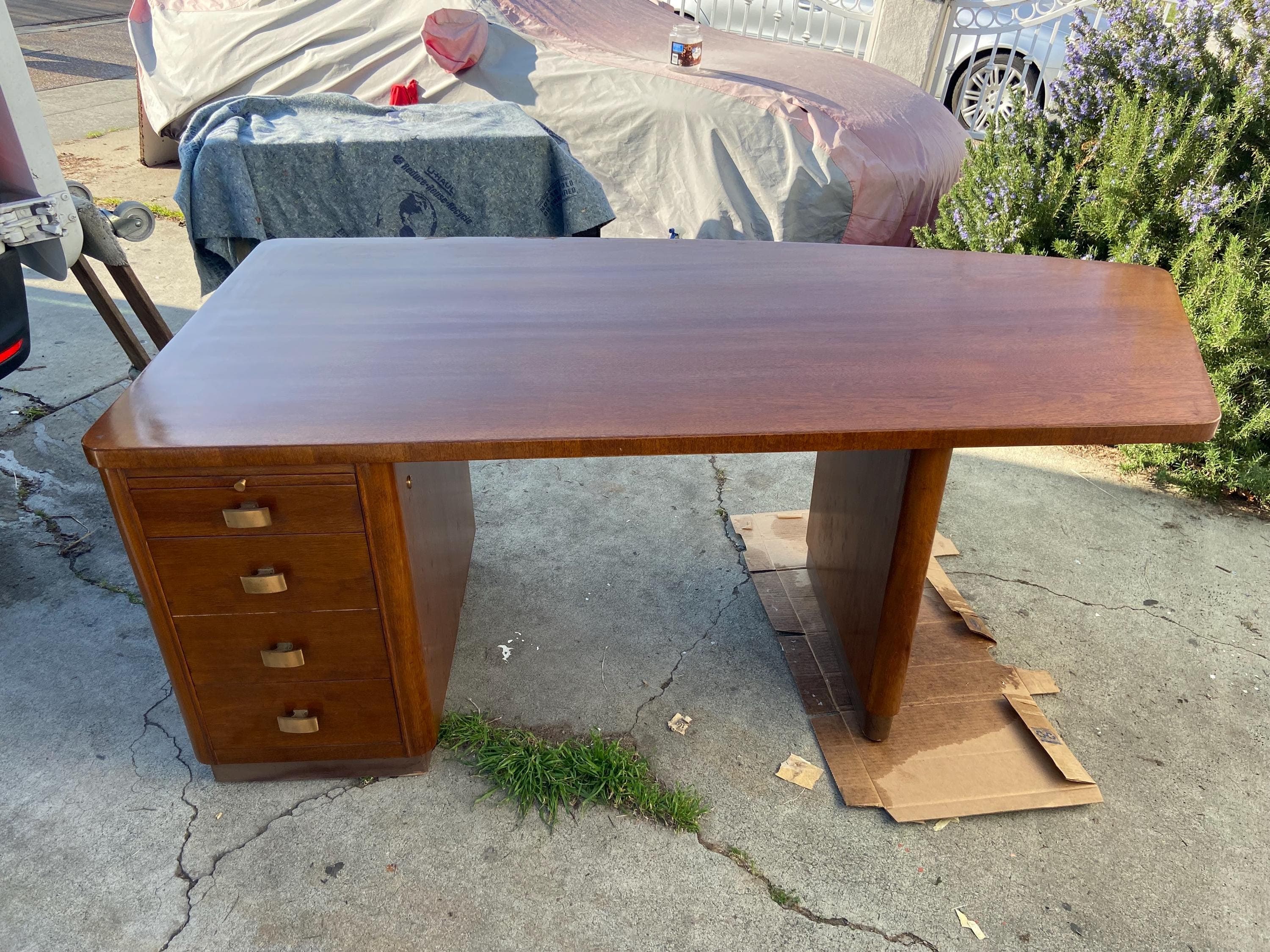 Art Deco Stow & Davis Mid Century Modern Walnut Boomerang Fan Executive Desk - Thumbnail 10